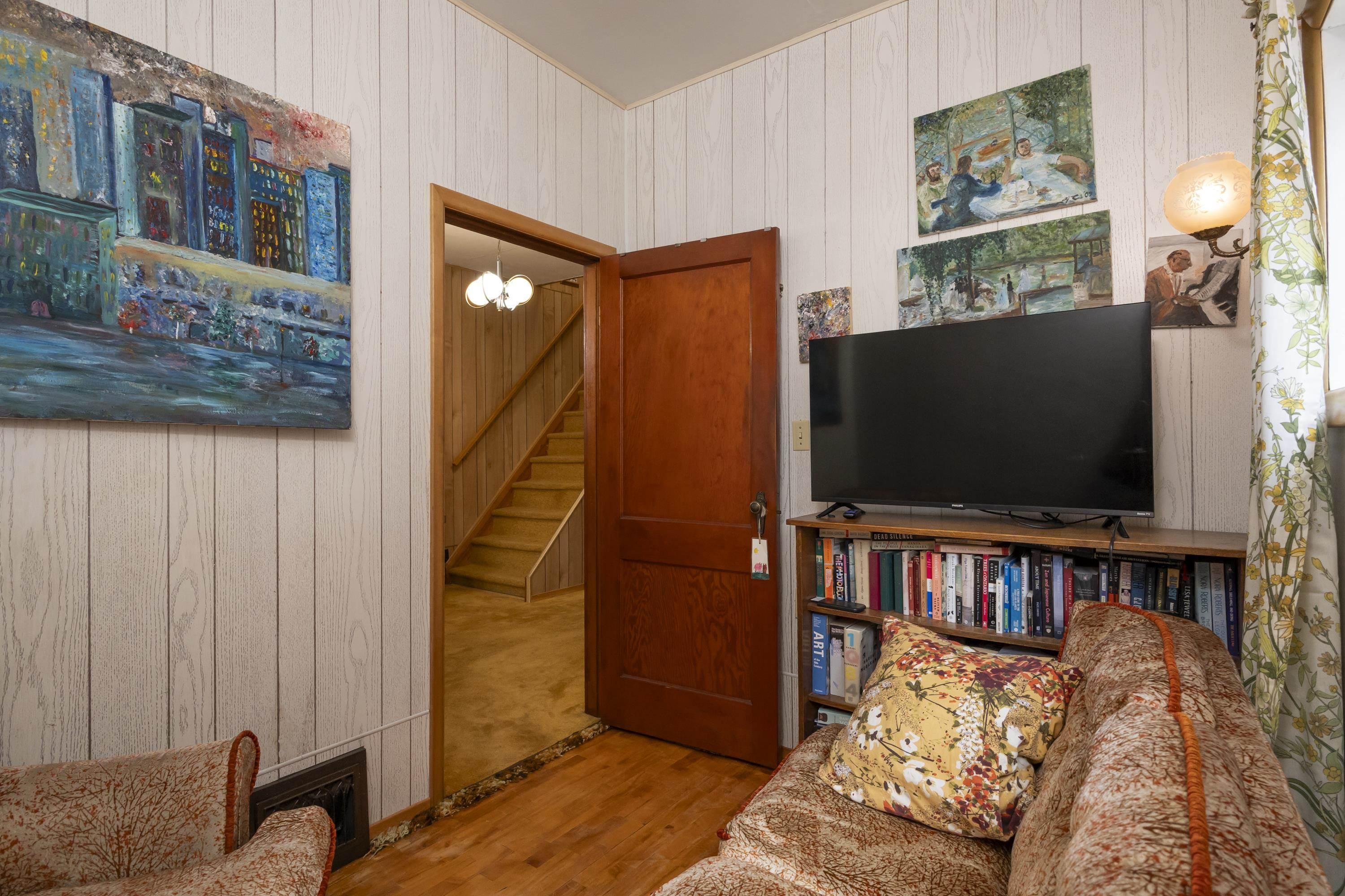 520 Mcpherson Street, Thunder Bay, ON - Indoor