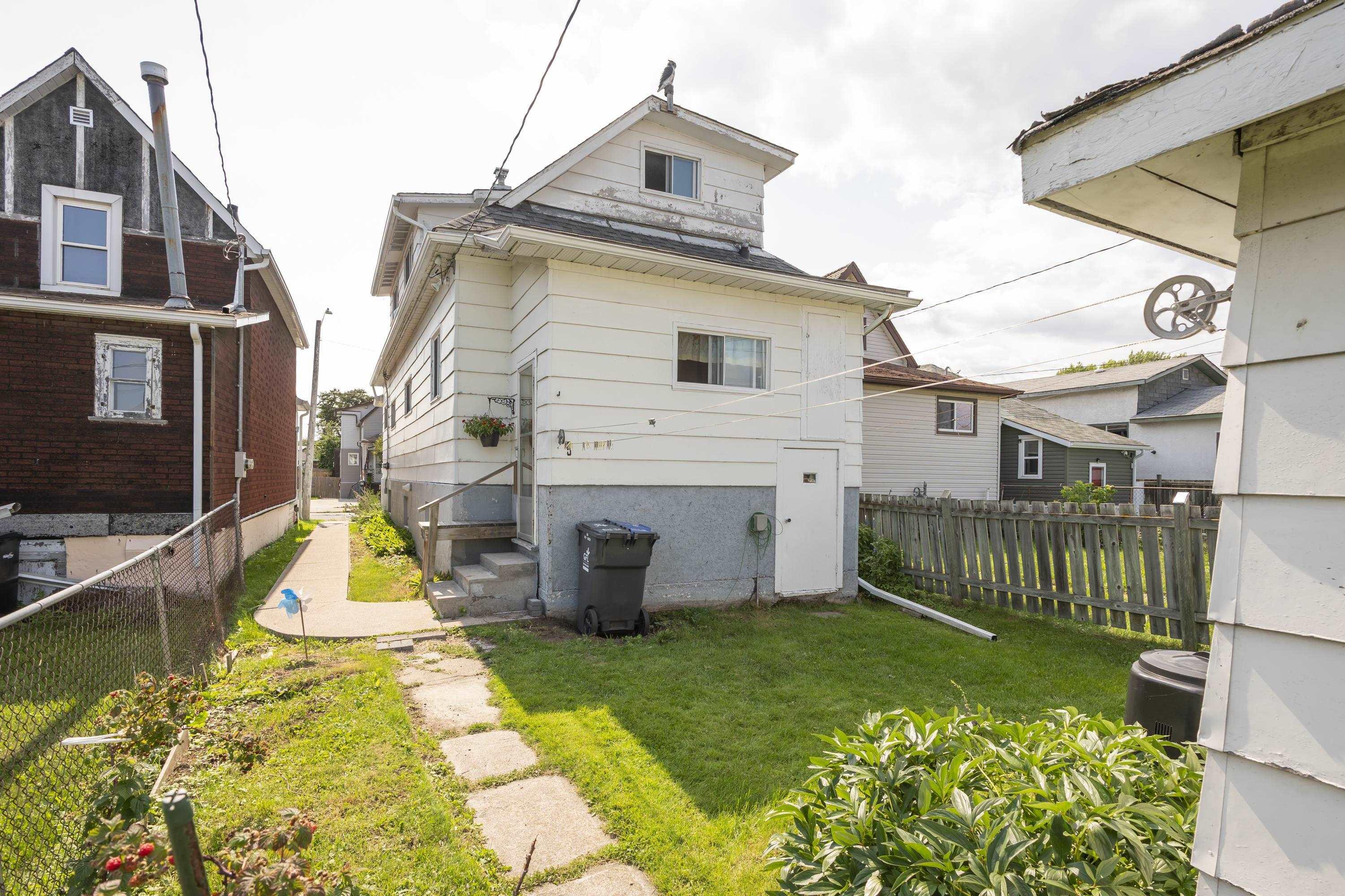 520 Mcpherson Street, Thunder Bay, ON - Outdoor