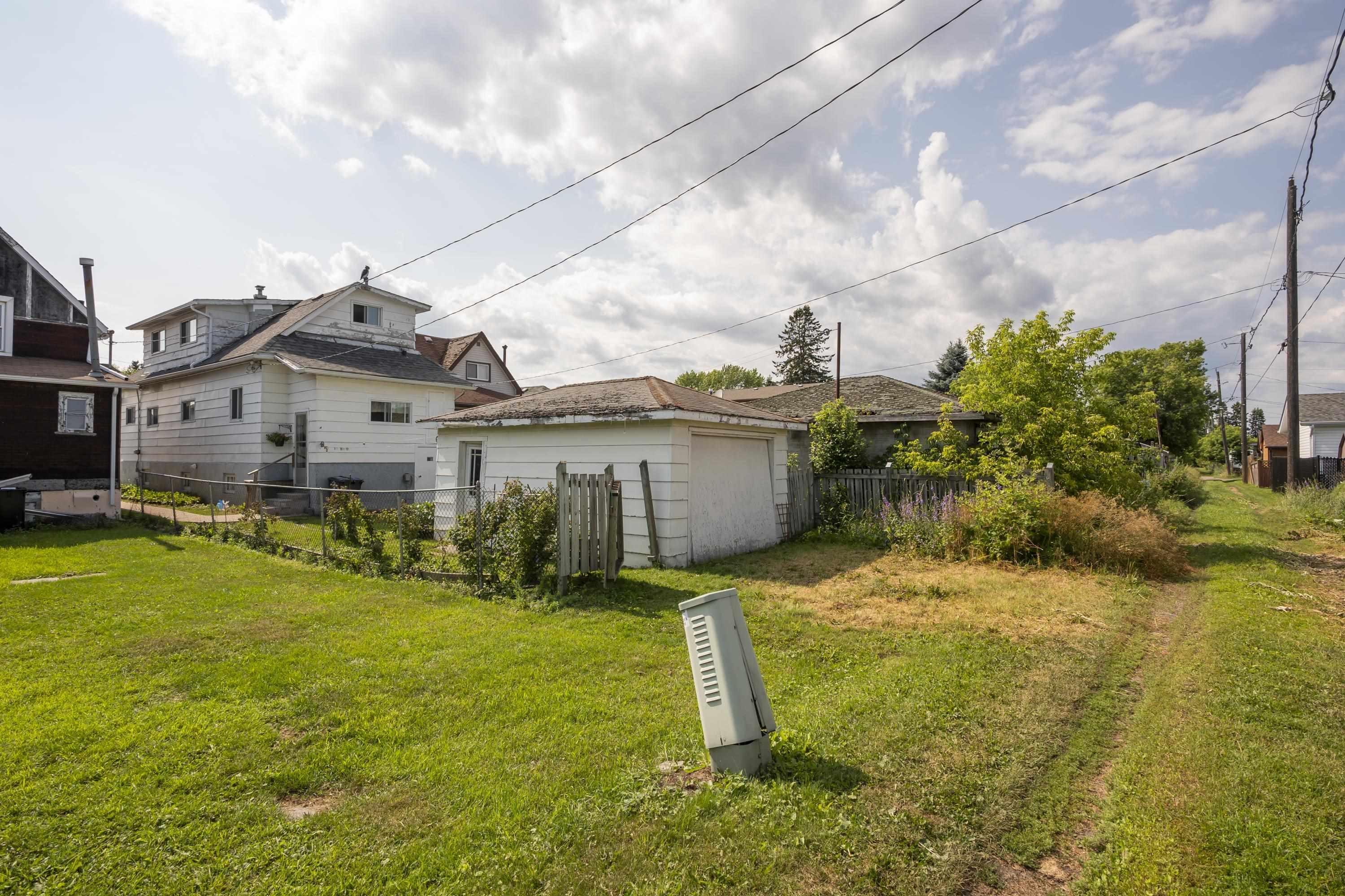 520 Mcpherson Street, Thunder Bay, ON - Outdoor