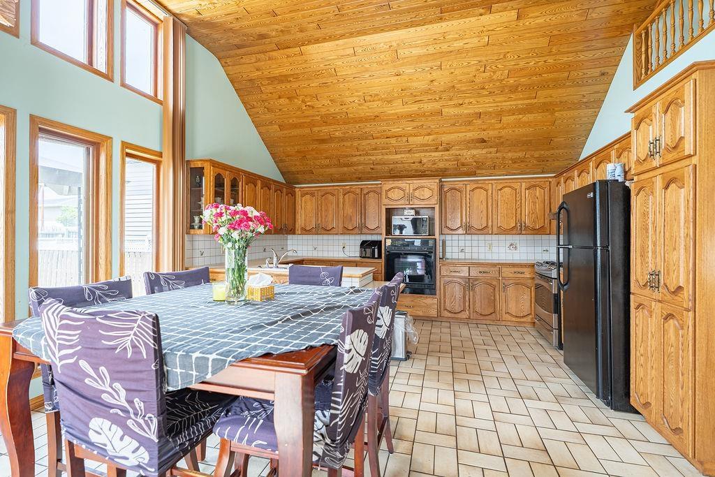 88 Carl Ave., Thunder Bay, ON - Indoor Photo Showing Dining Room