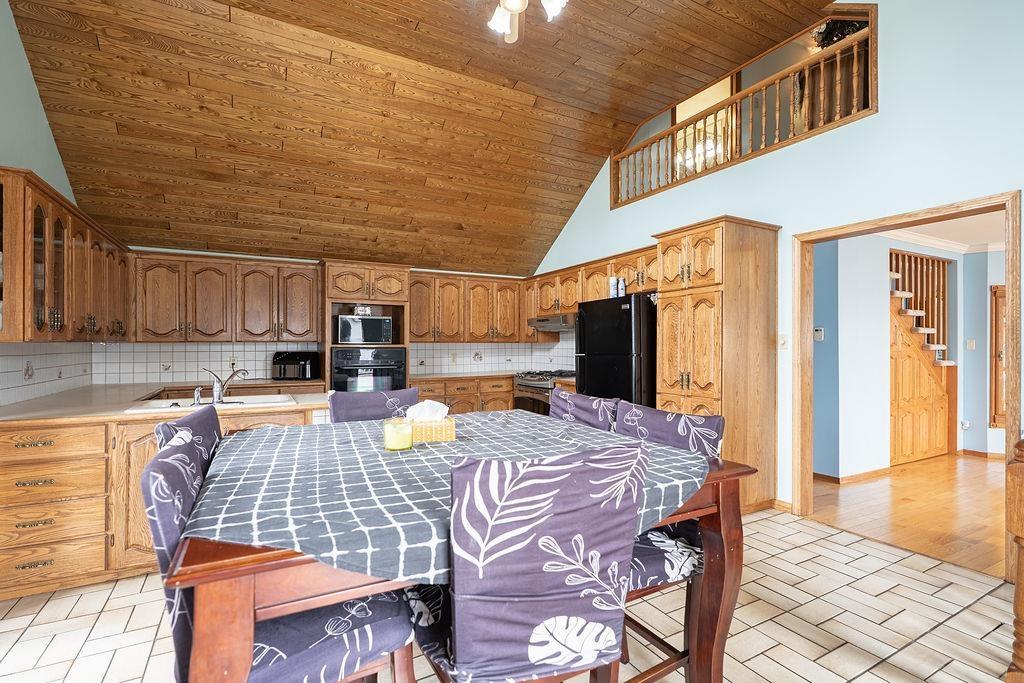88 Carl Ave., Thunder Bay, ON - Indoor