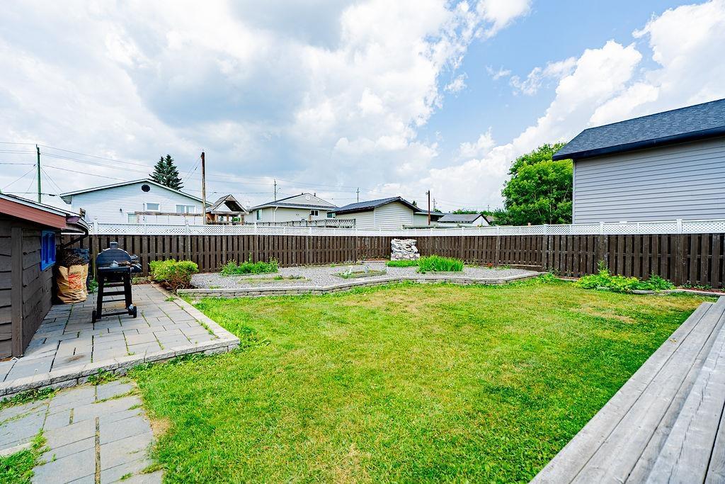 88 Carl Ave., Thunder Bay, ON - Outdoor