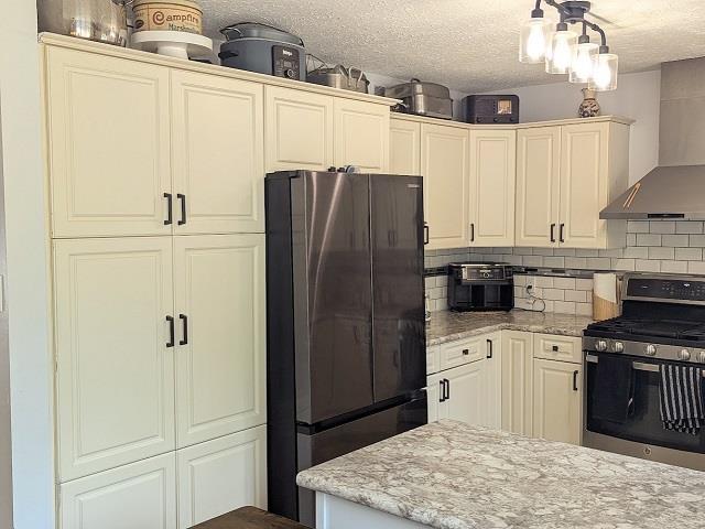 9 Willow Court, Dryden, ON - Indoor Photo Showing Kitchen