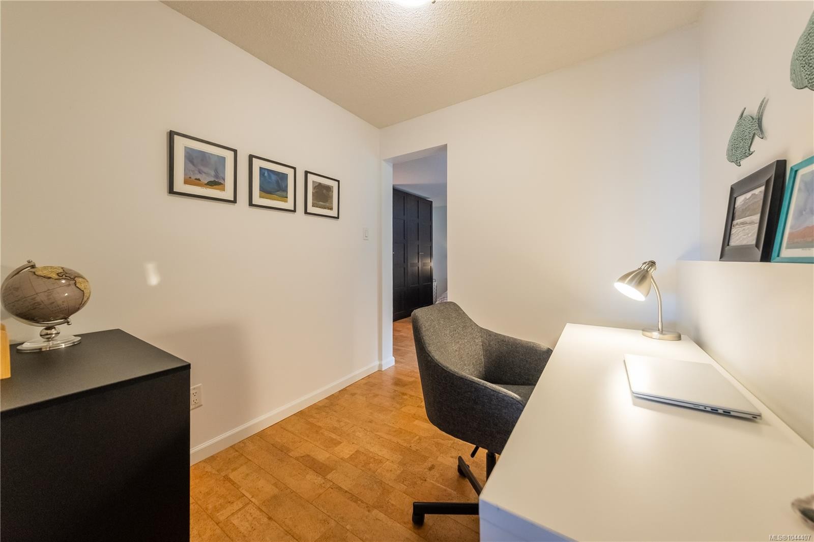 #112-2562 Departure Bay Rd, Nanaimo, BC - Indoor