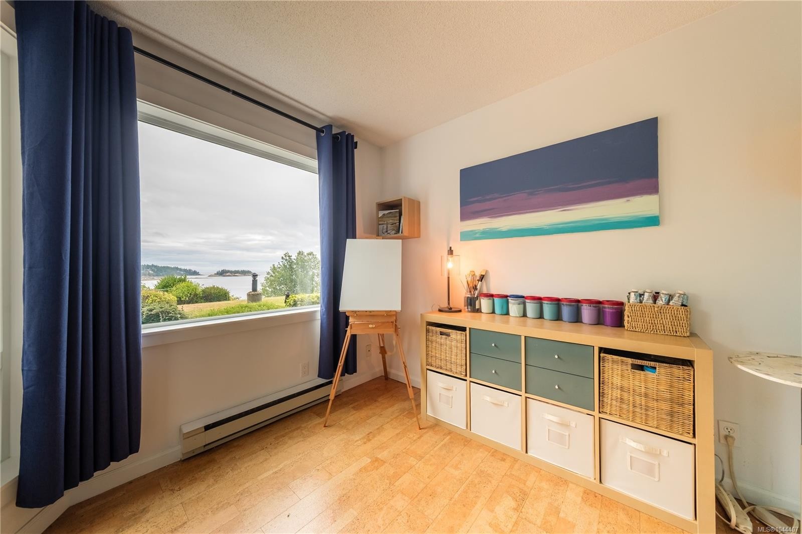 #112-2562 Departure Bay Rd, Nanaimo, BC - Indoor
