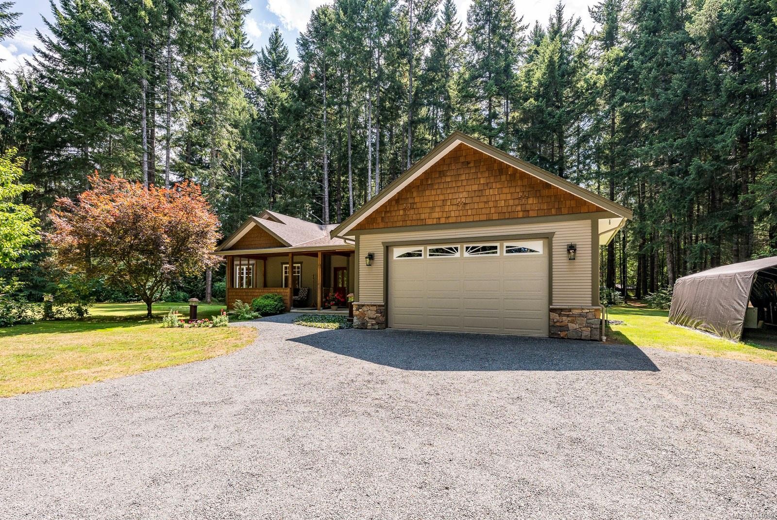 307 Bates Dr, Fanny Bay, BC