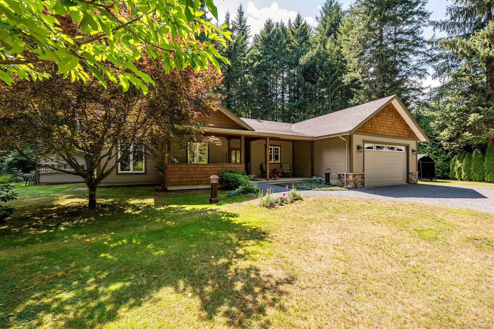 307 Bates Dr, Fanny Bay, BC