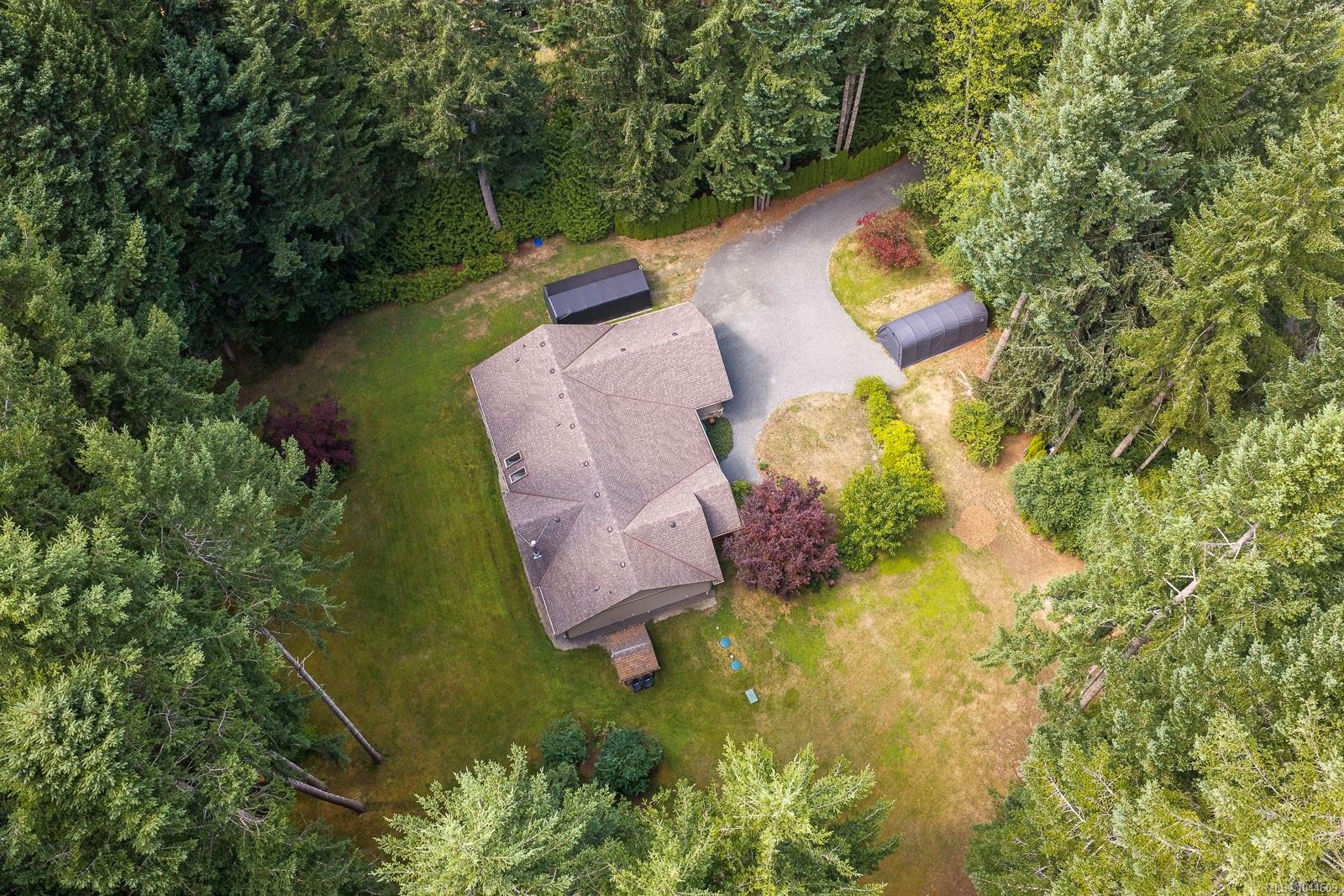 307 Bates Dr, Fanny Bay, BC