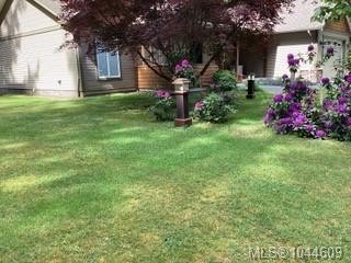 307 Bates Dr, Fanny Bay, BC