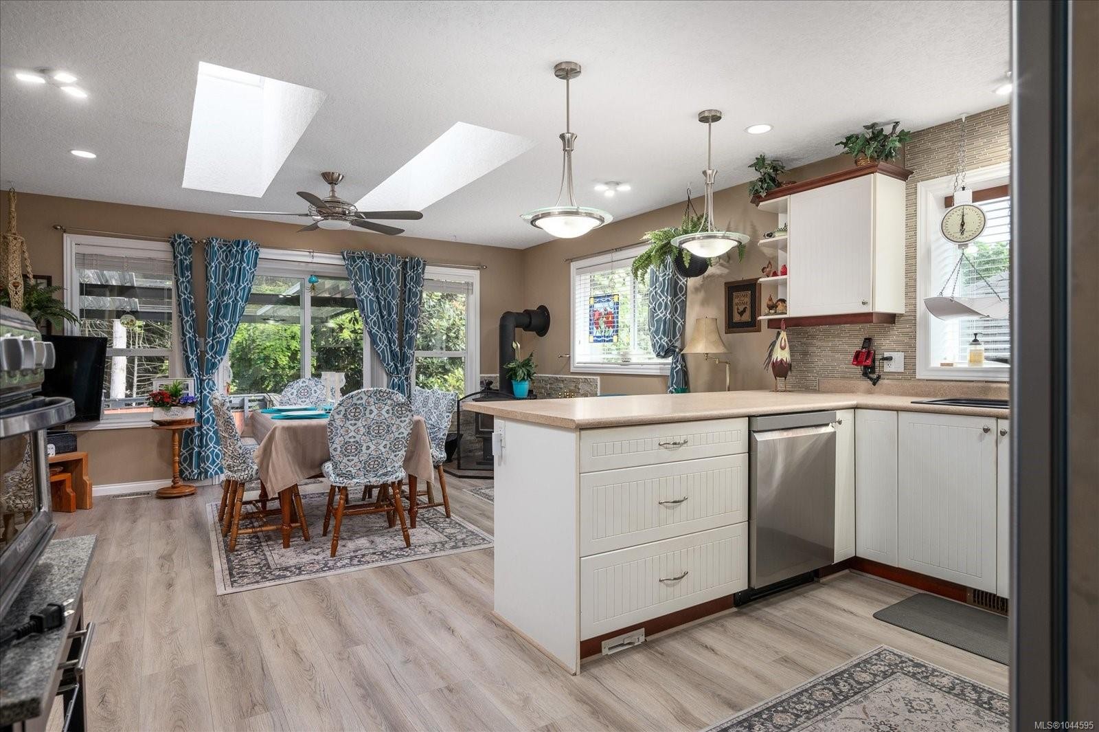 3319 Cook St, Chemainus, BC
