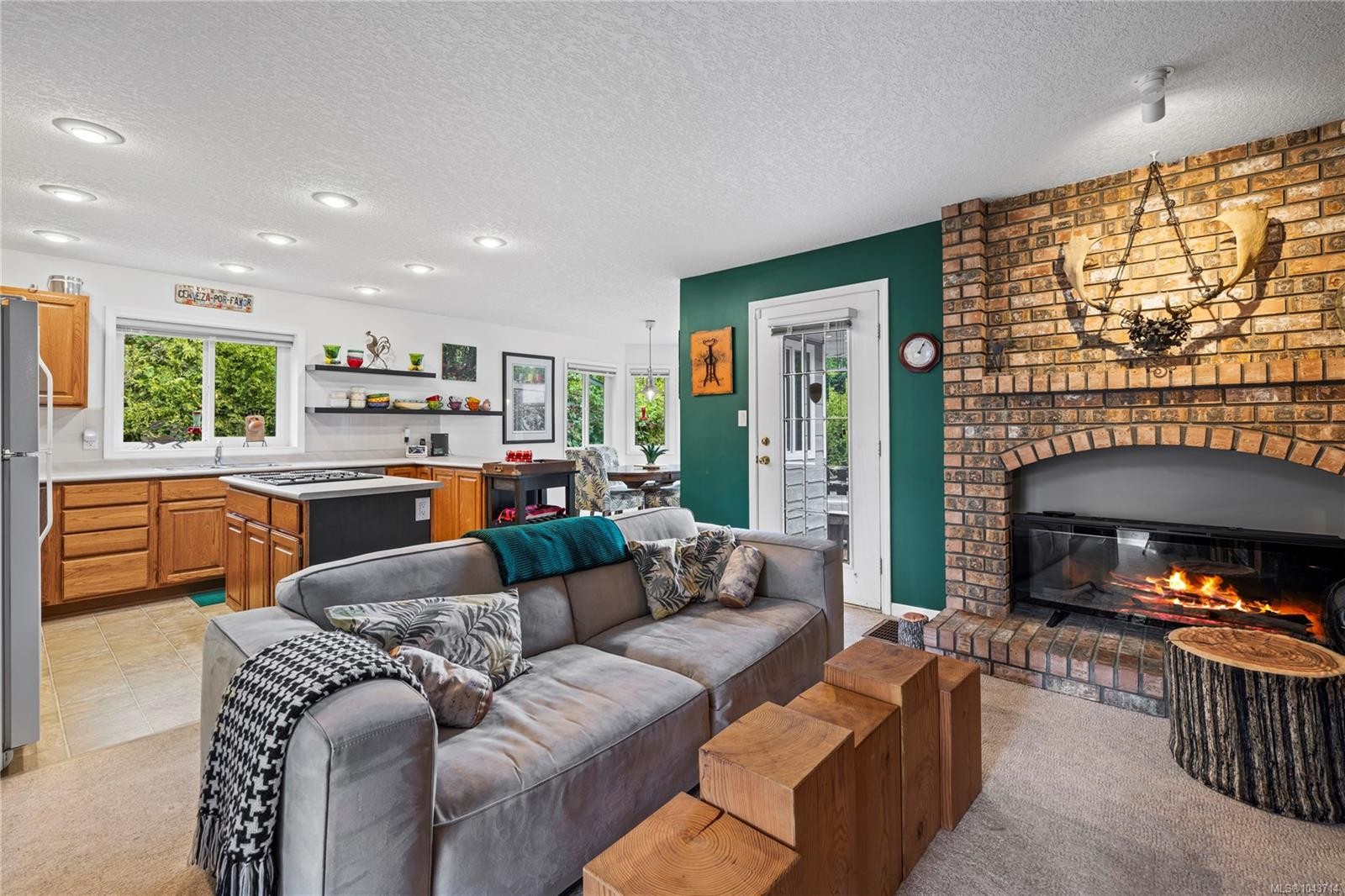 850 Ocean Pl, French Creek, BC