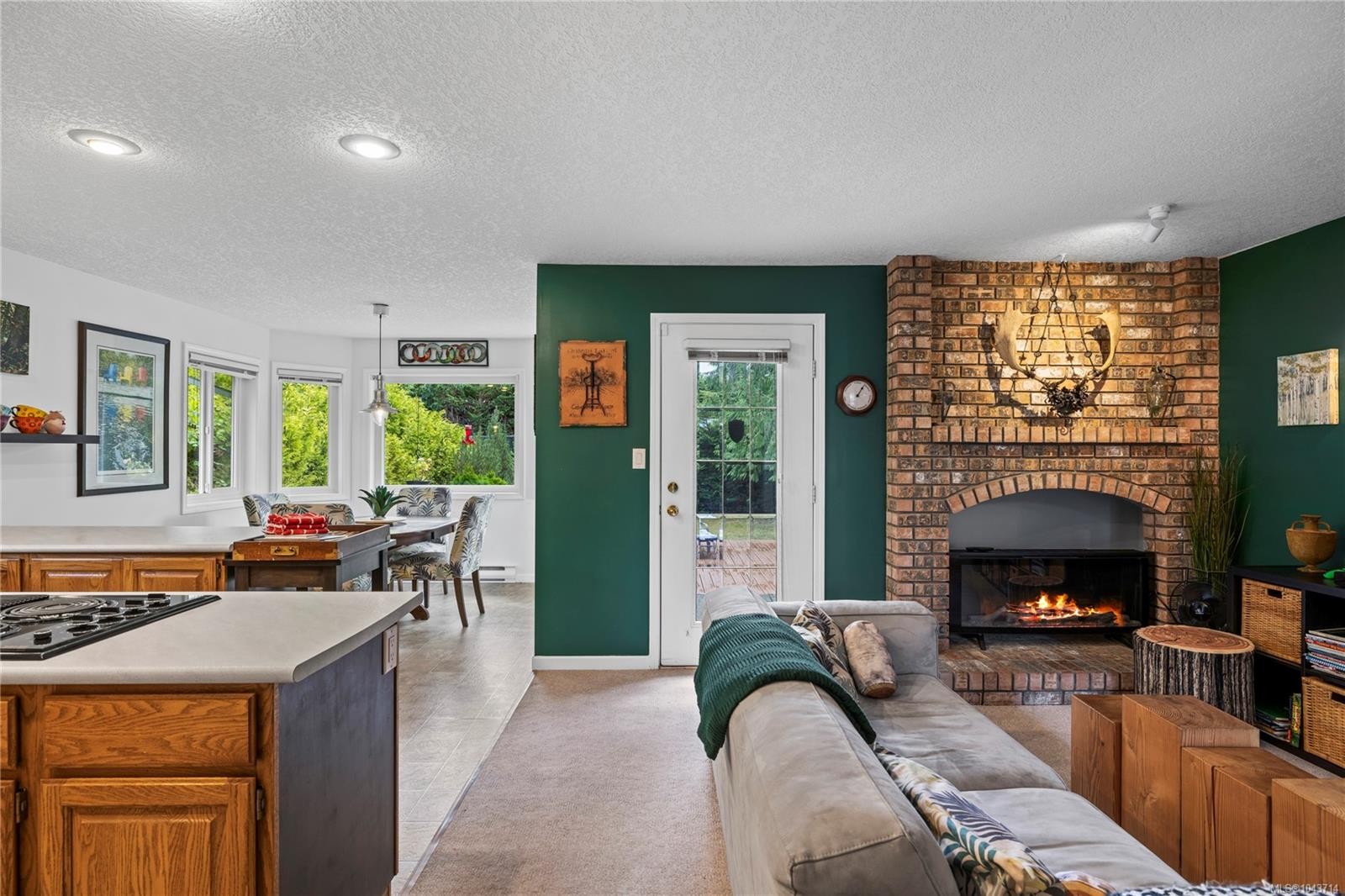 850 Ocean Pl, French Creek, BC