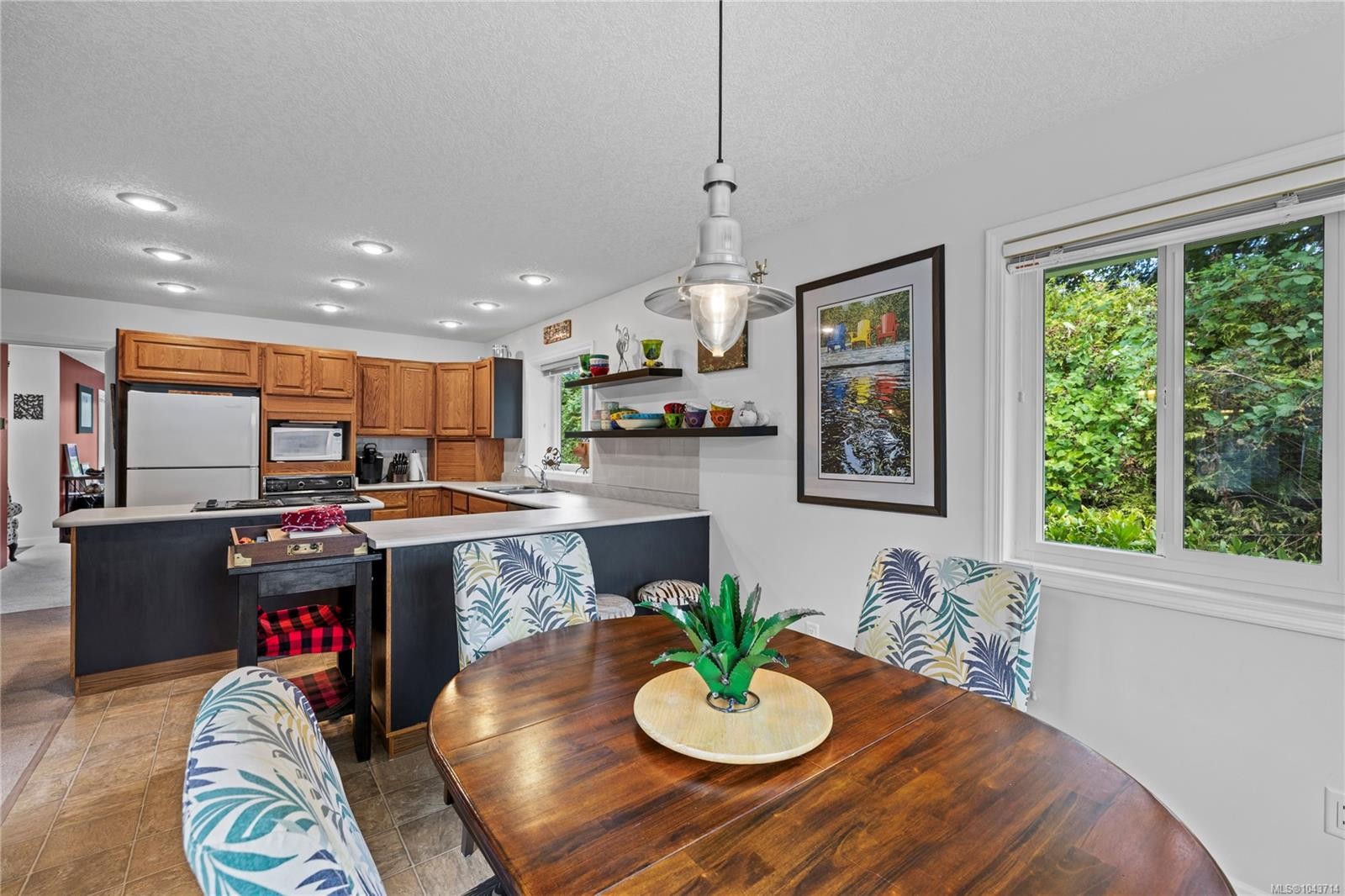 850 Ocean Pl, French Creek, BC