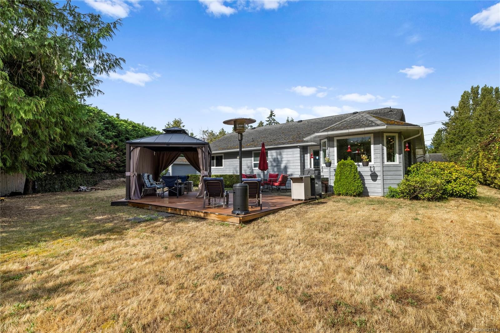 850 Ocean Pl, French Creek, BC