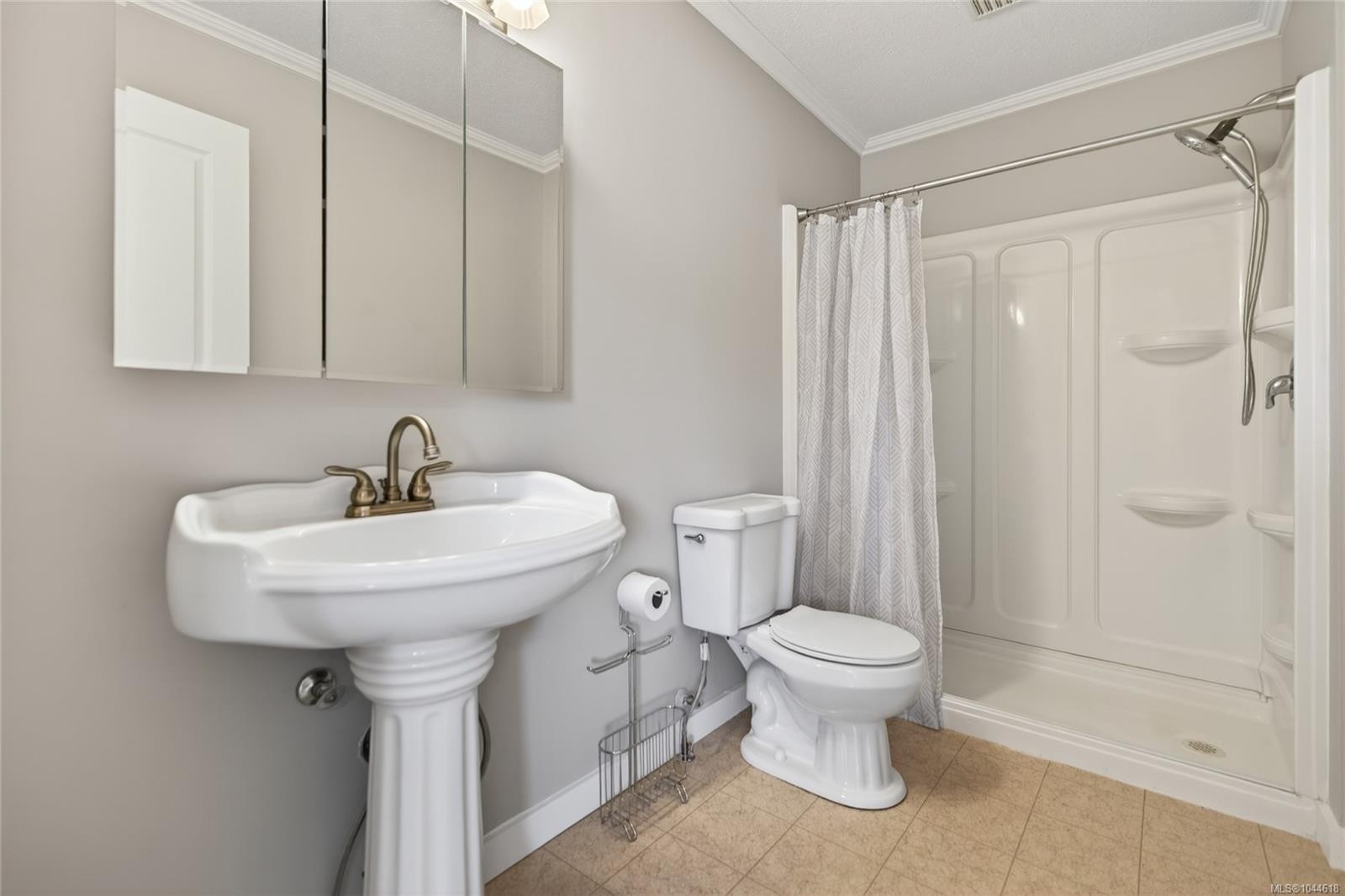 1377 Ocean View Ave, Comox, BC