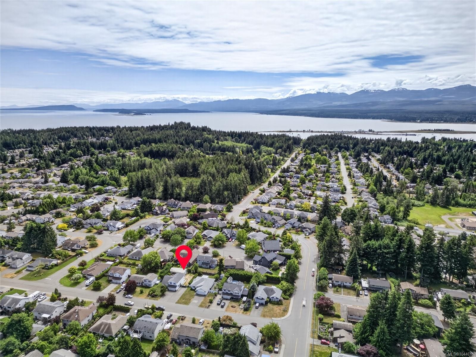 1377 Ocean View Ave, Comox, BC