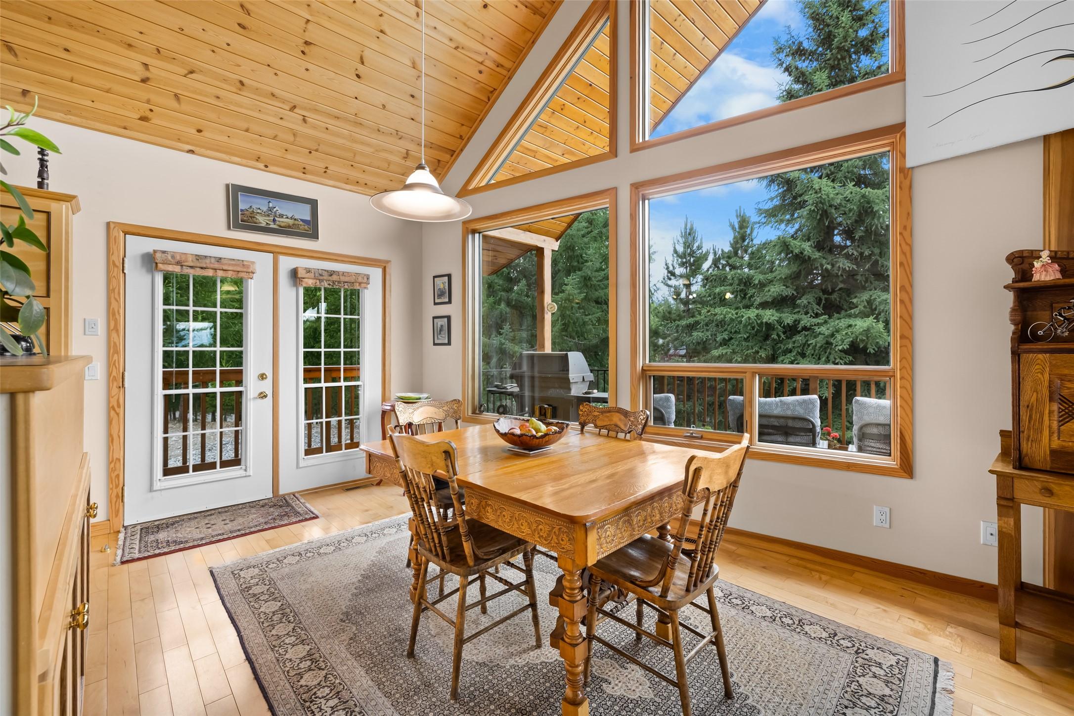 13 Sunrise Crescent, Kimberley, BC - Indoor Photo Showing Dining Room