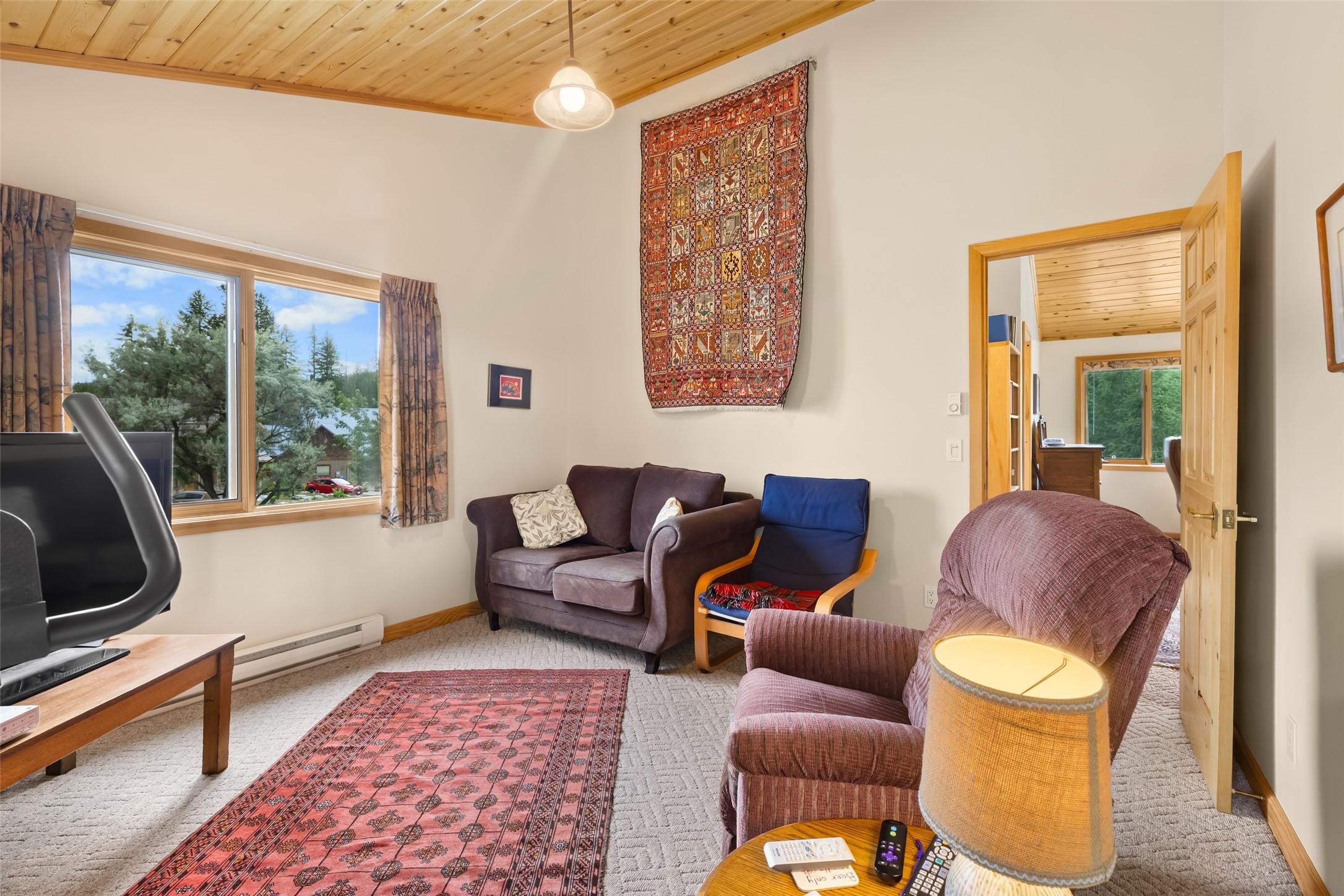 13 Sunrise Crescent, Kimberley, BC - Indoor Photo Showing Living Room