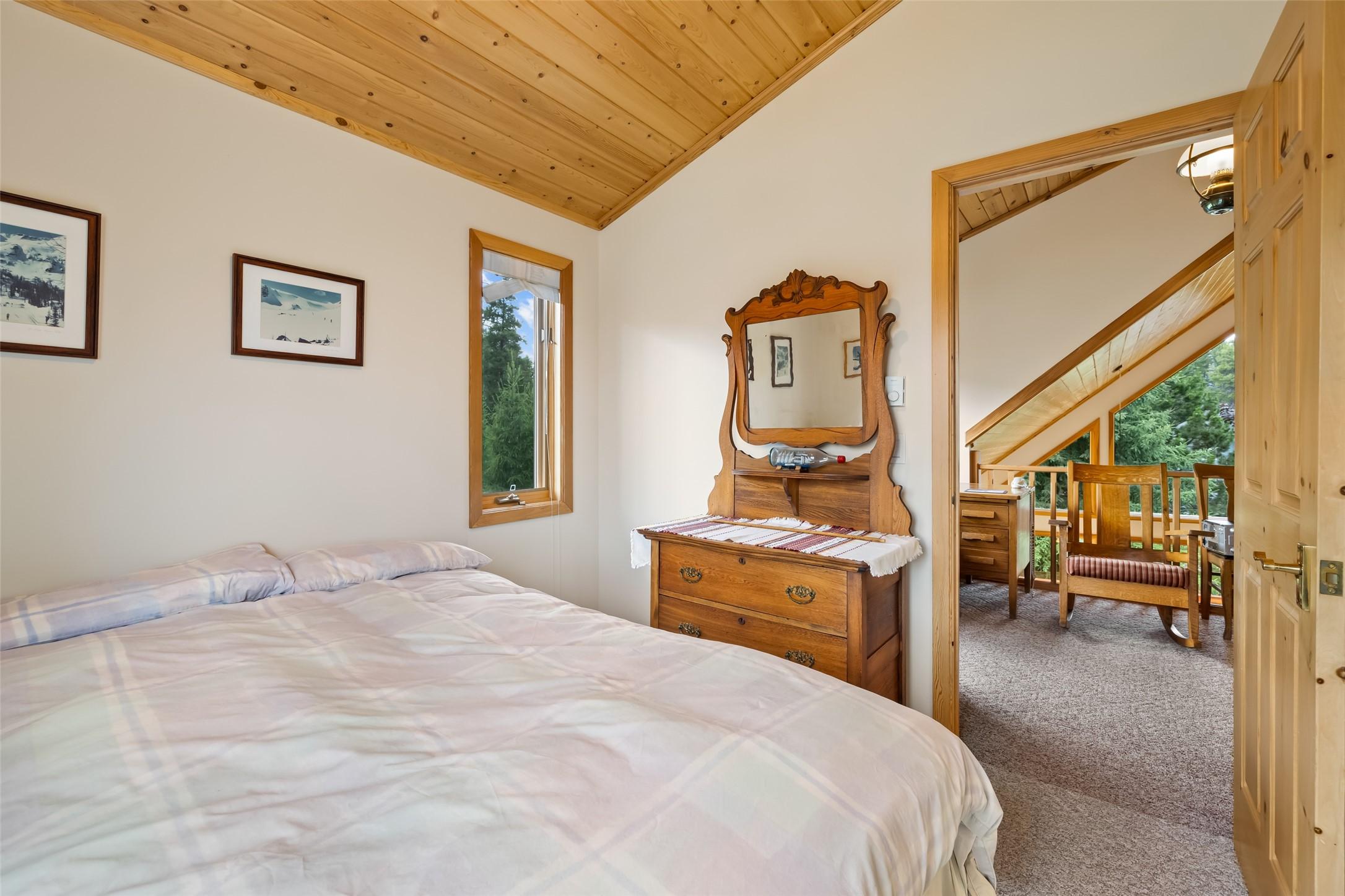 13 Sunrise Crescent, Kimberley, BC - Indoor Photo Showing Bedroom