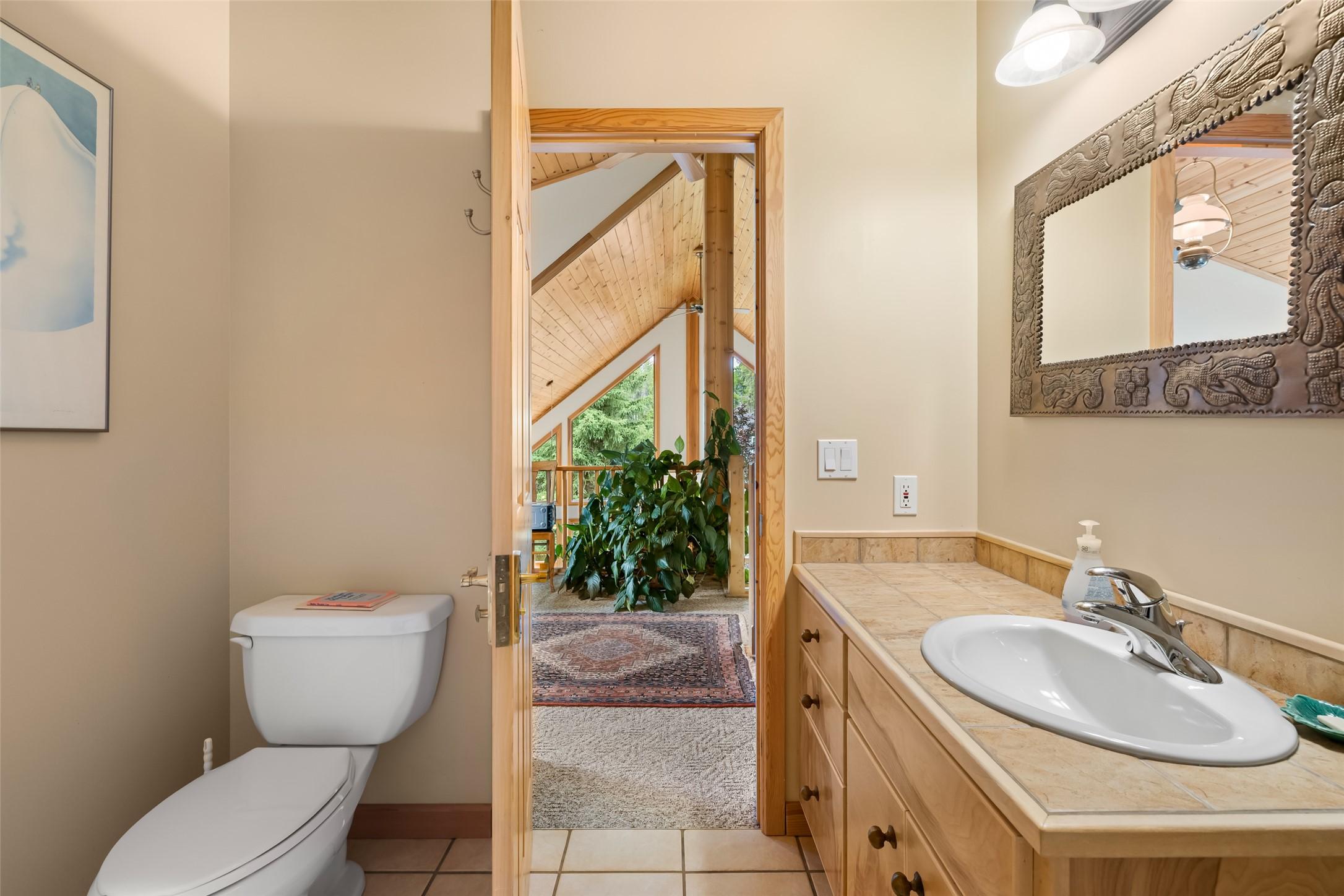 13 Sunrise Crescent, Kimberley, BC - Indoor Photo Showing Bathroom