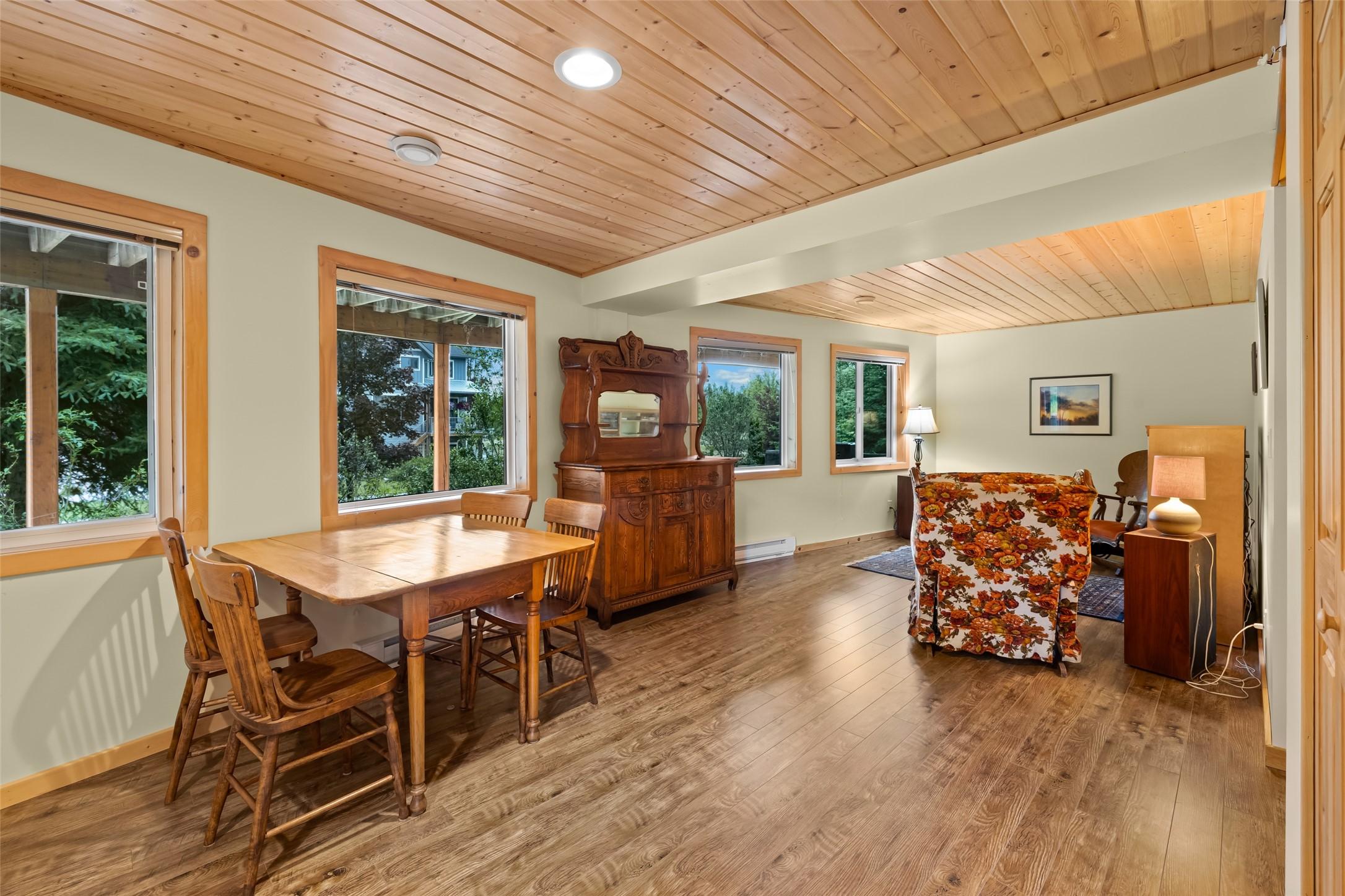 13 Sunrise Crescent, Kimberley, BC - Indoor Photo Showing Dining Room