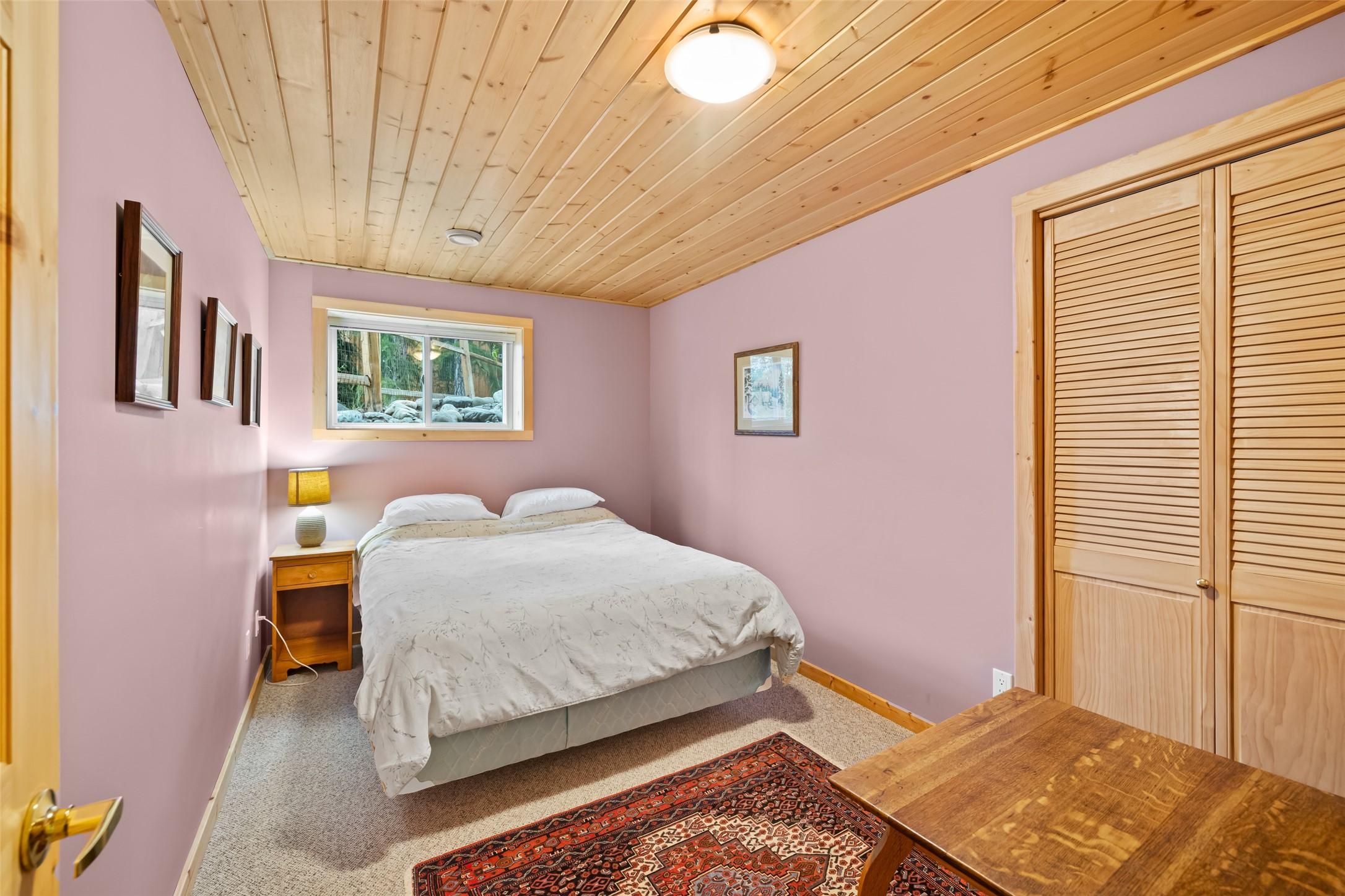 13 Sunrise Crescent, Kimberley, BC - Indoor Photo Showing Bedroom