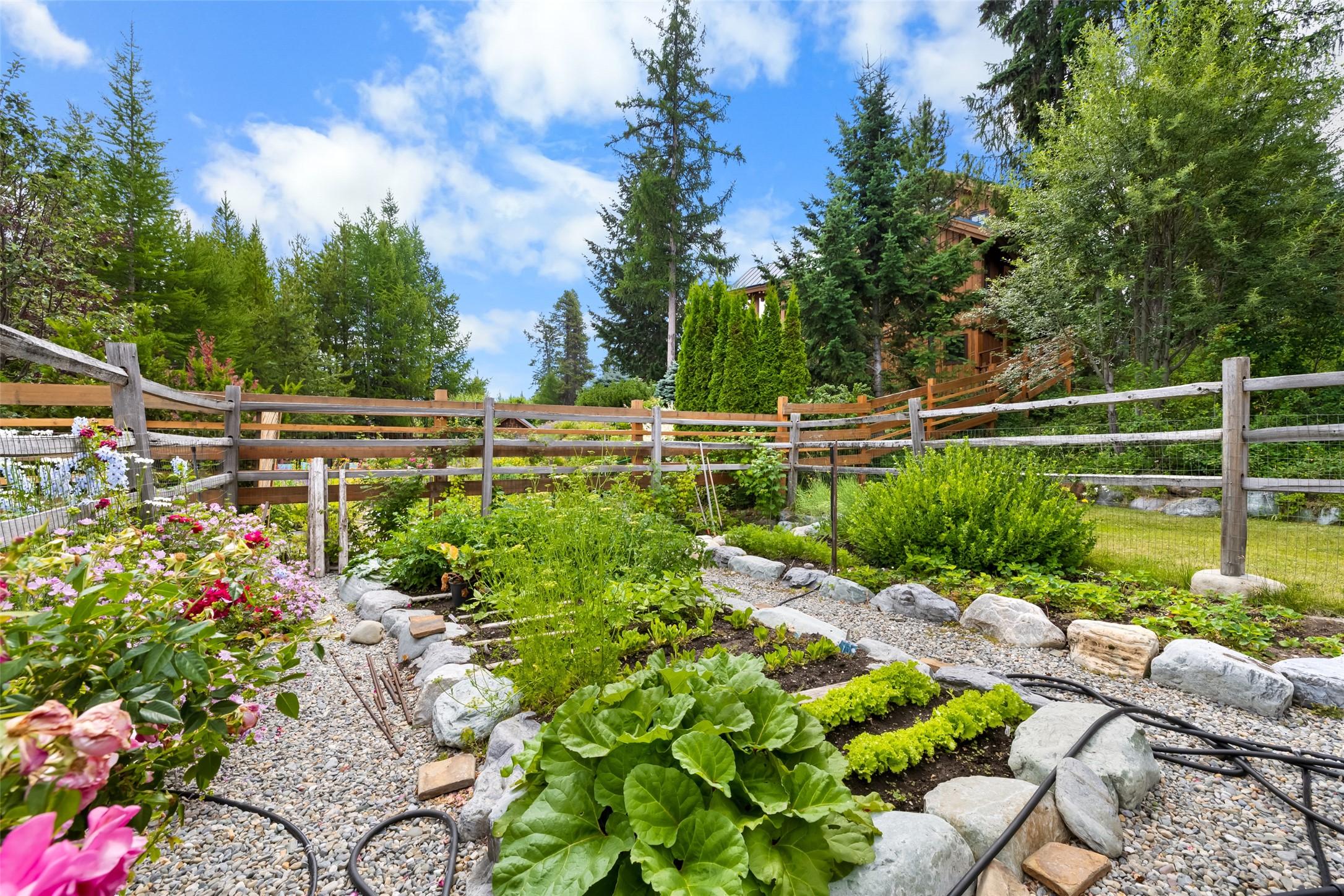 13 Sunrise Crescent, Kimberley, BC - Outdoor