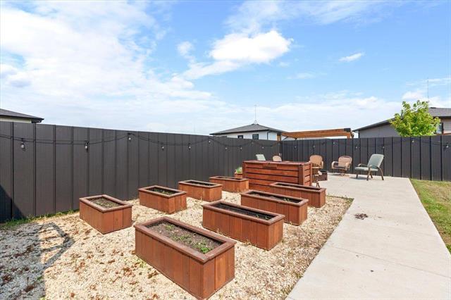 47 Barak Dr, Kleefeld, MB - Outdoor With Deck Patio Veranda