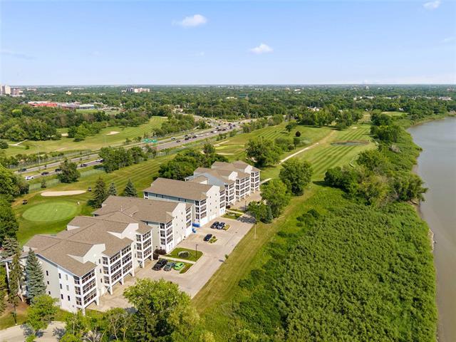 307-70 Dunkirk Dr, Winnipeg, MB - Outdoor With View