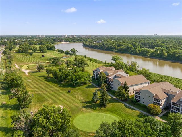 307-70 Dunkirk Dr, Winnipeg, MB - Outdoor With Body Of Water With View