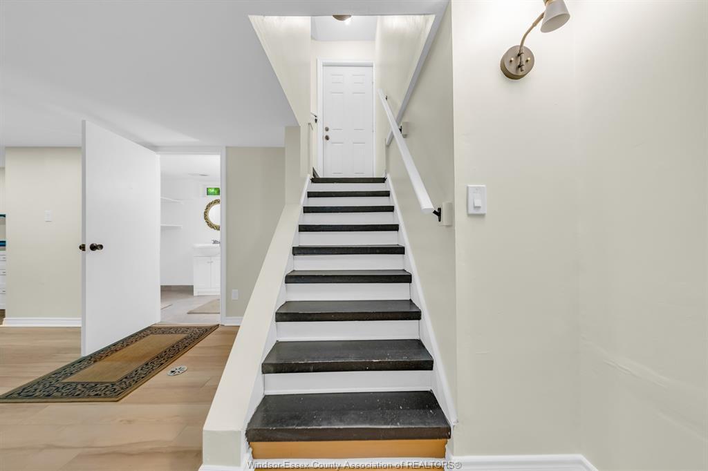 3302 Woodlawn Avenue, Windsor, ON - Indoor Photo Showing Other Room