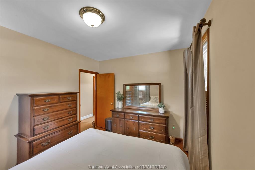 146 Canterbury Street, Chatham, ON - Indoor Photo Showing Bedroom
