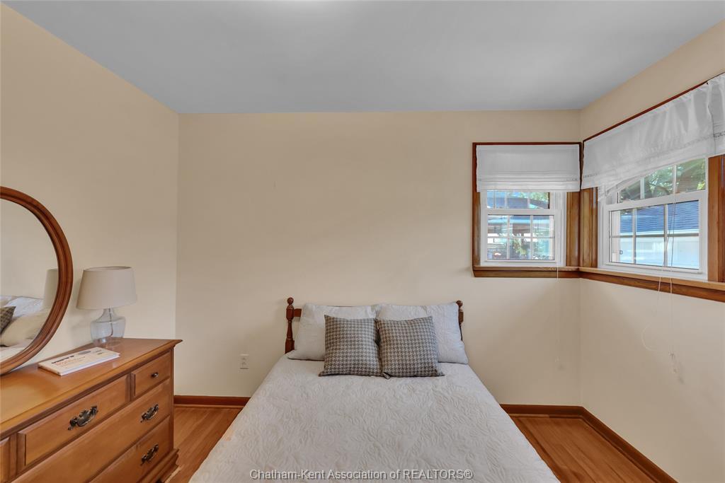 146 Canterbury Street, Chatham, ON - Indoor Photo Showing Bedroom