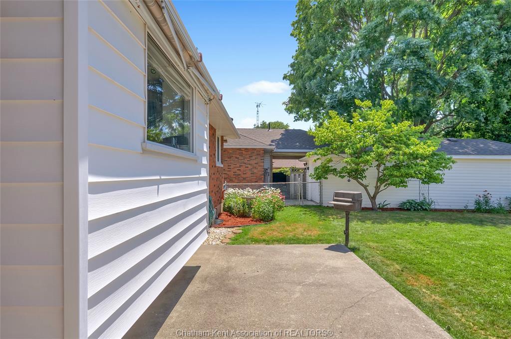 146 Canterbury Street, Chatham, ON - Outdoor With Exterior