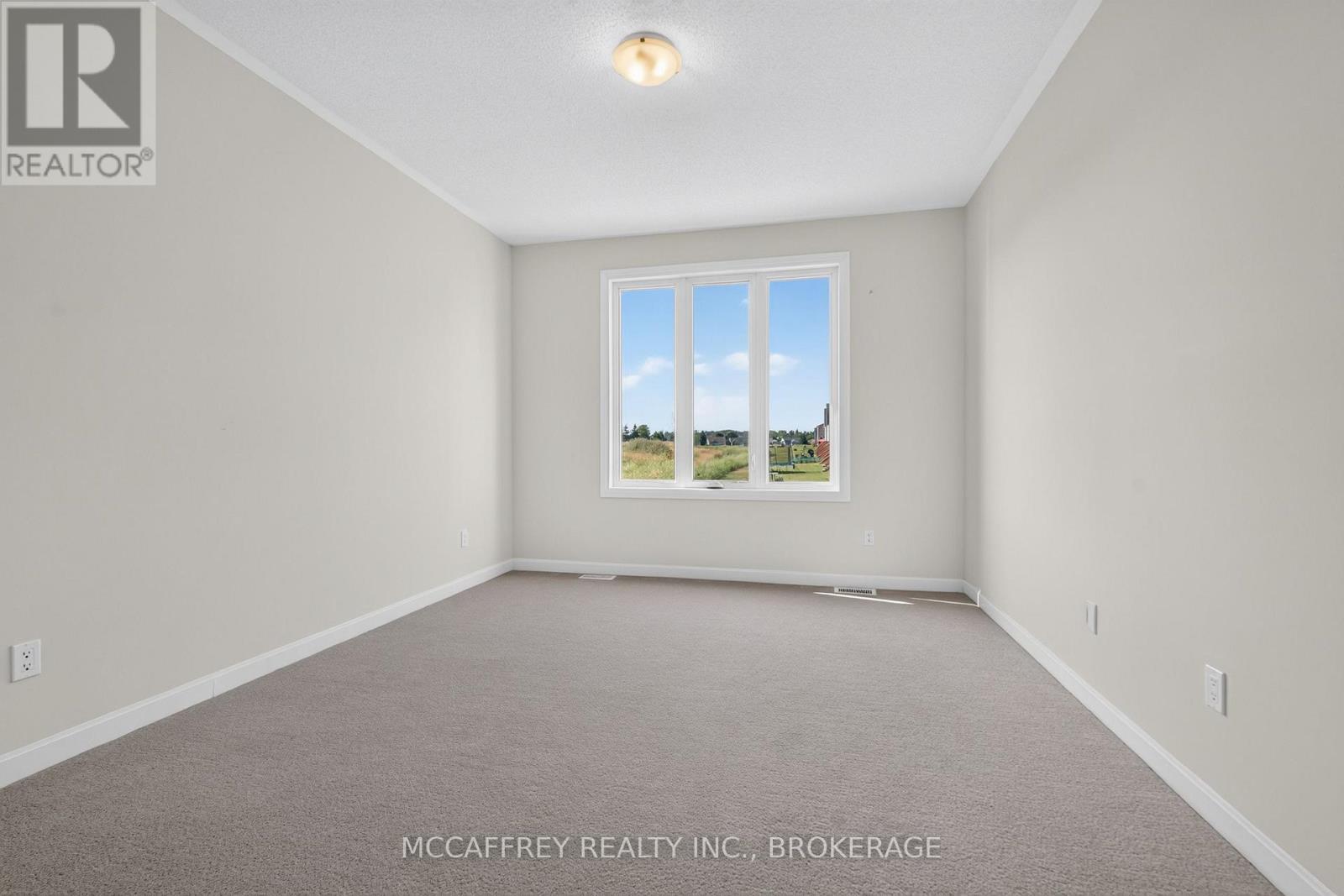 19 Oakmont Drive, Loyalist (Bath), ON - Indoor Photo Showing Other Room