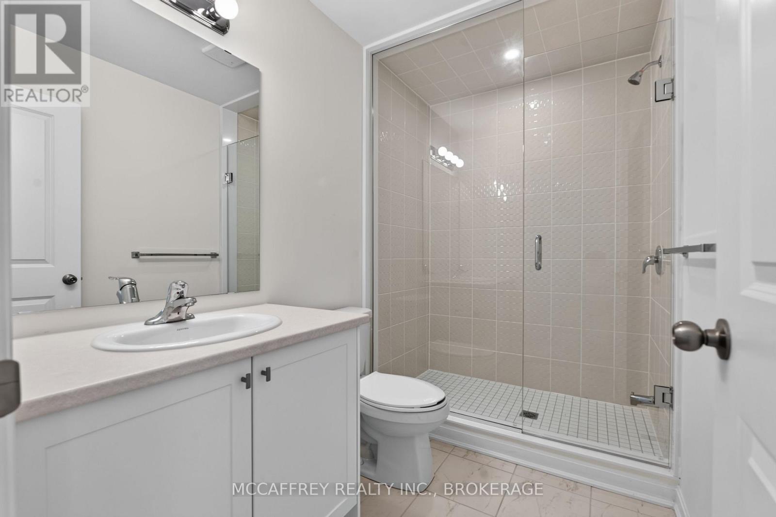 19 Oakmont Drive, Loyalist (Bath), ON - Indoor Photo Showing Bathroom