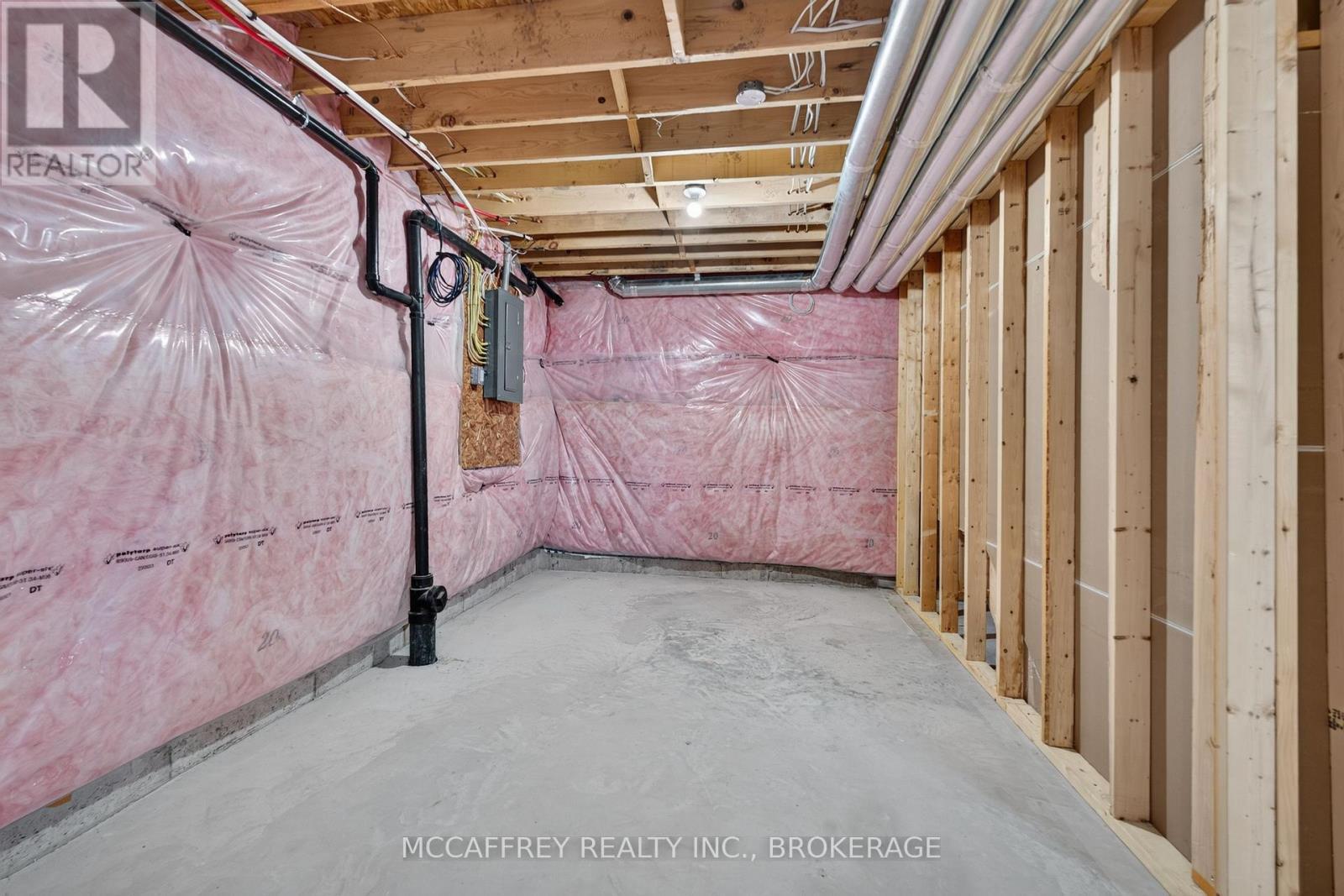 19 Oakmont Drive, Loyalist (Bath), ON - Indoor