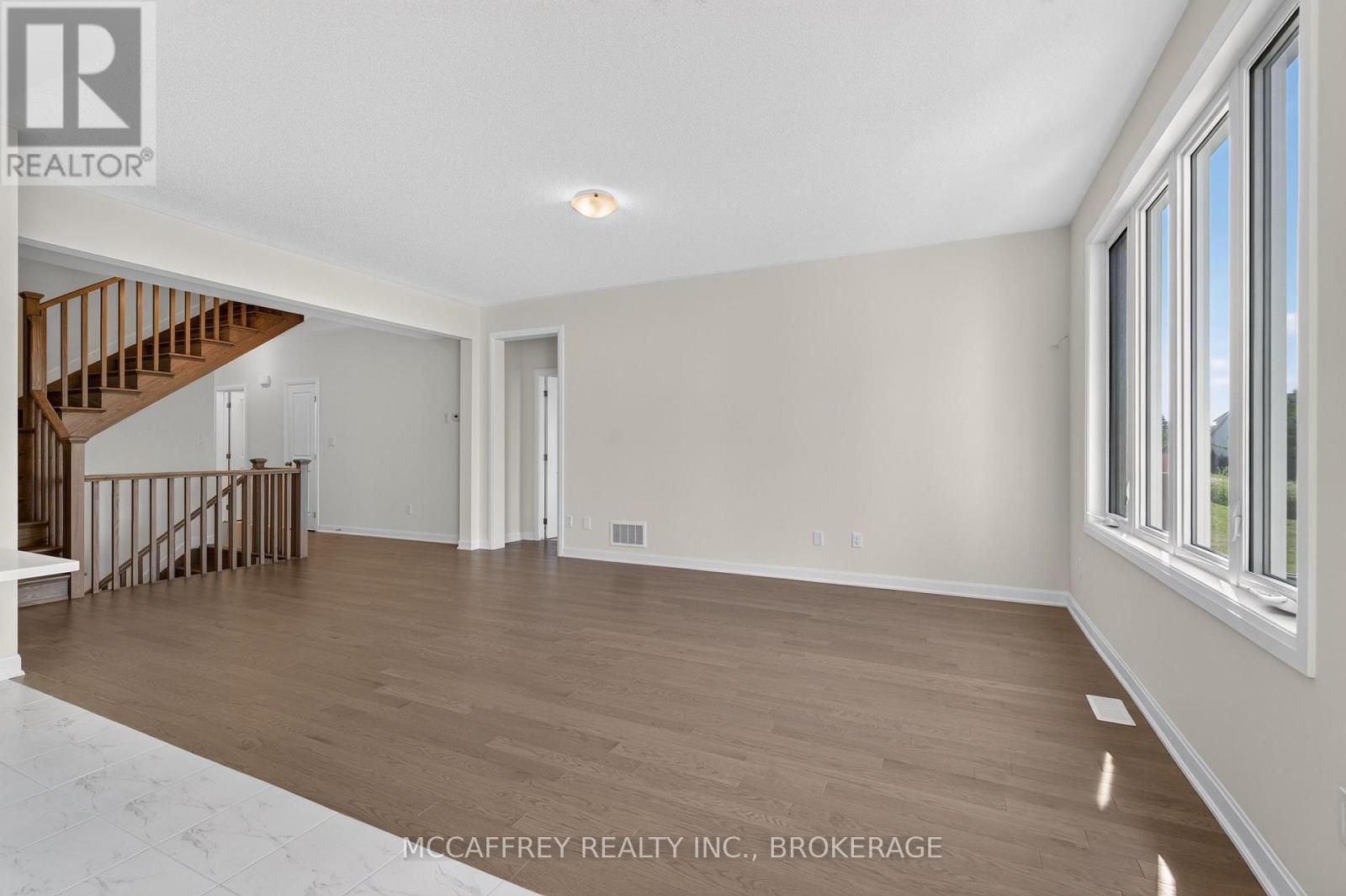19 Oakmont Drive, Loyalist (Bath), ON - Indoor Photo Showing Other Room
