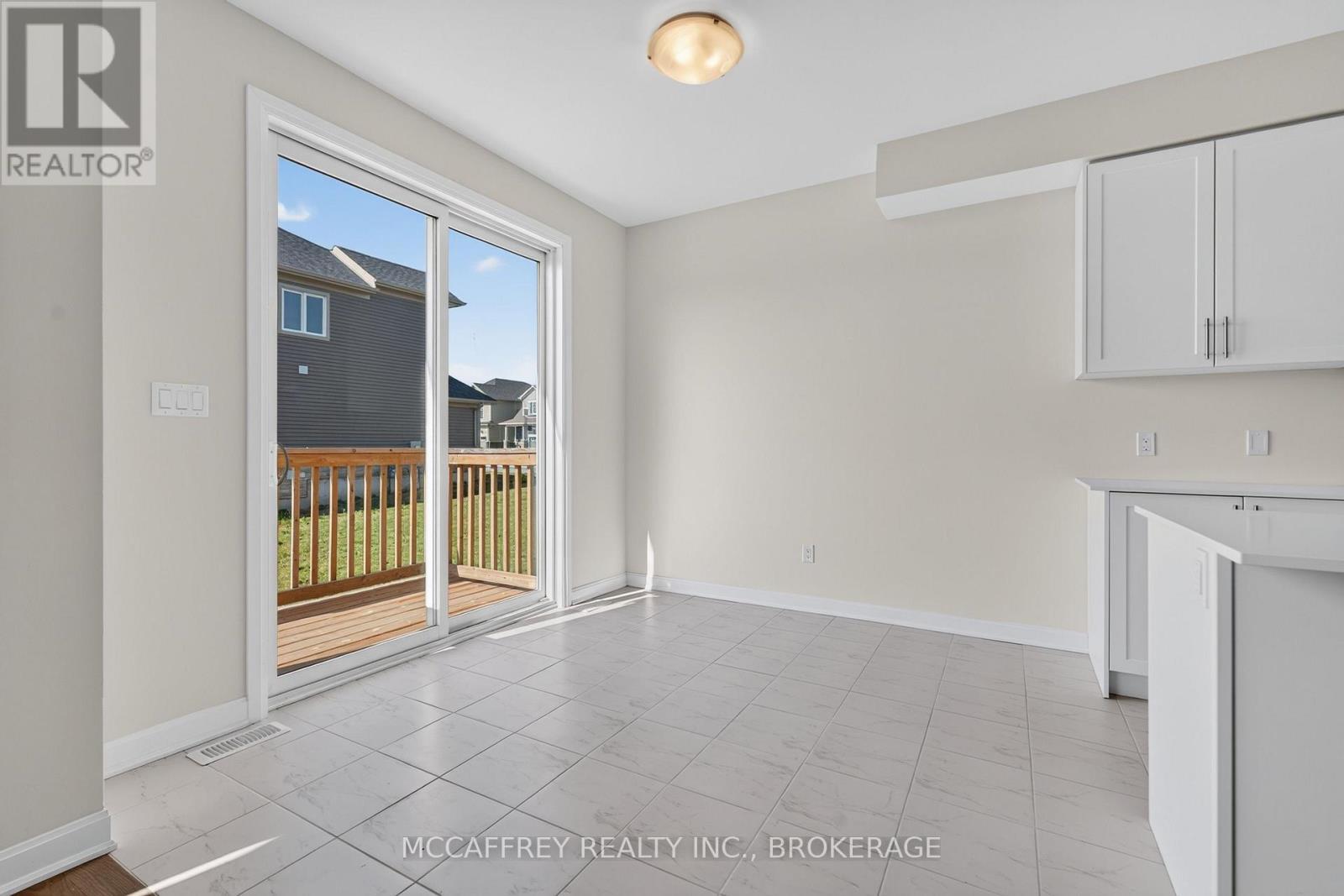 19 Oakmont Drive, Loyalist (Bath), ON - Indoor Photo Showing Other Room
