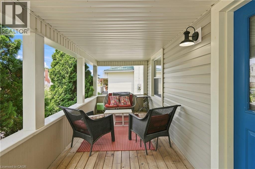 4313 Central Avenue, Lincoln, ON - Outdoor With Deck Patio Veranda With Exterior