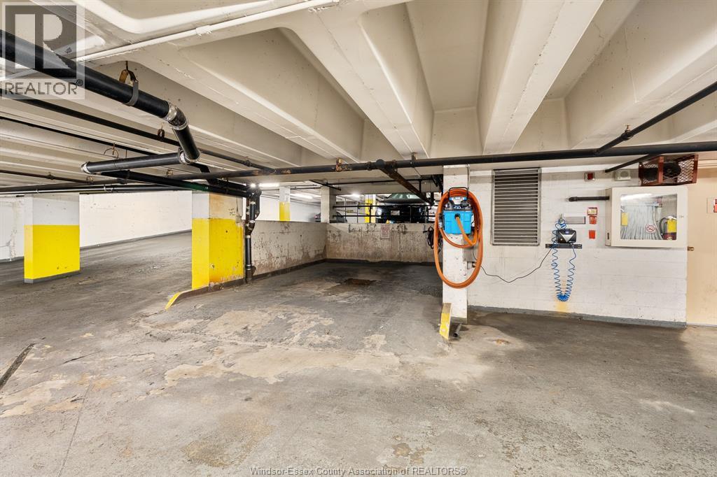 380 Pellissier Avenue Unit# 706, Windsor, ON - Indoor Photo Showing Garage