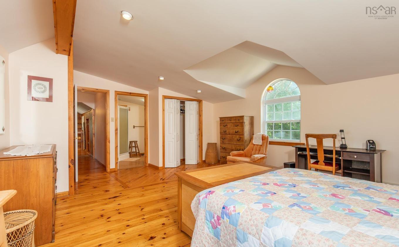 390-406 Highway 308, Morris Island, NS - Indoor Photo Showing Bedroom