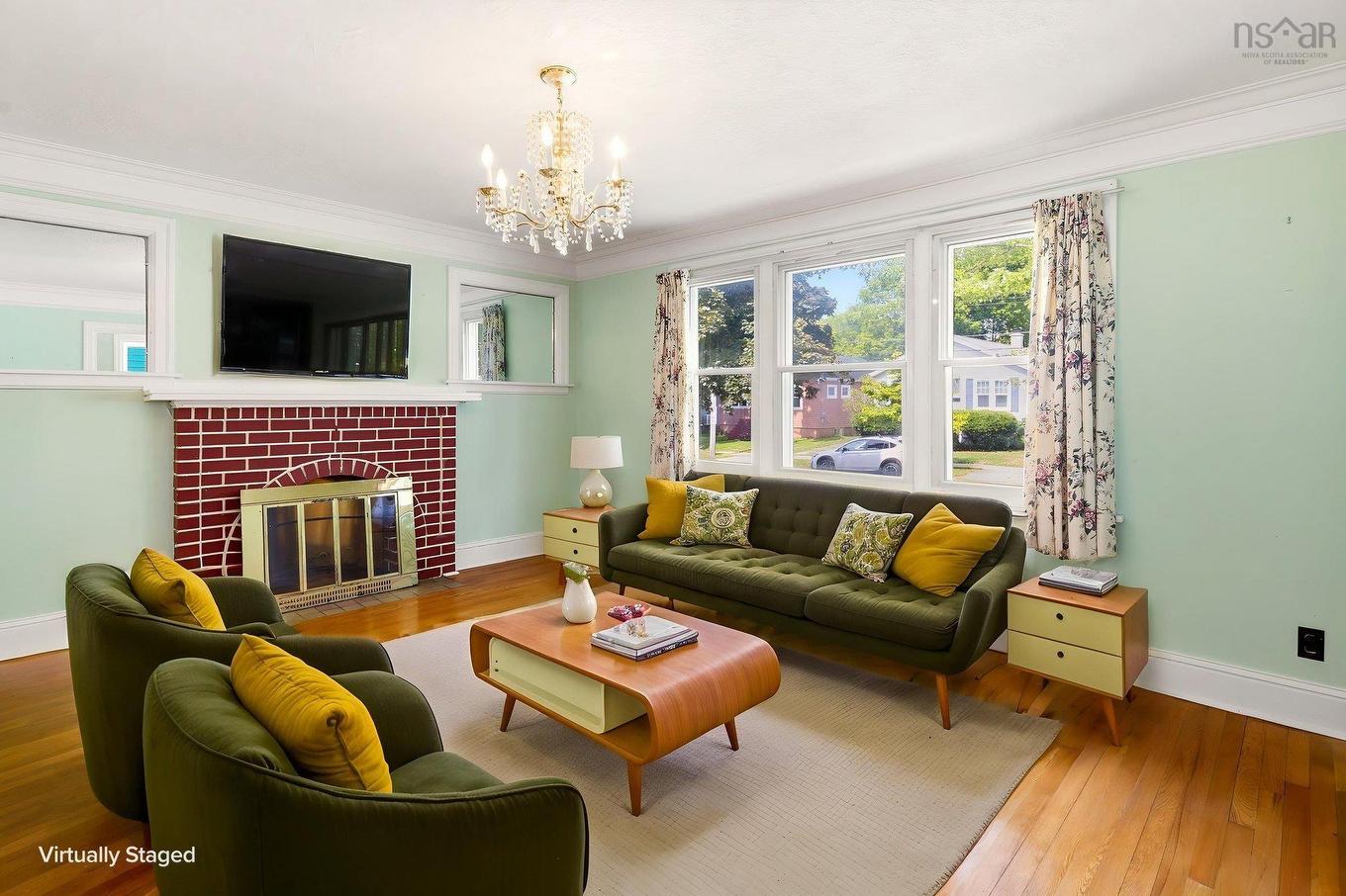 828 Bridges Street, Halifax, NS - Indoor Photo Showing Living Room With Fireplace