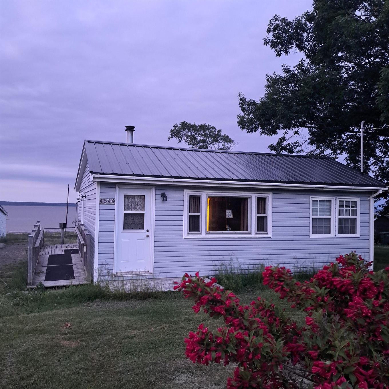 4540 Highway 2, Upper Economy, NS - Outdoor