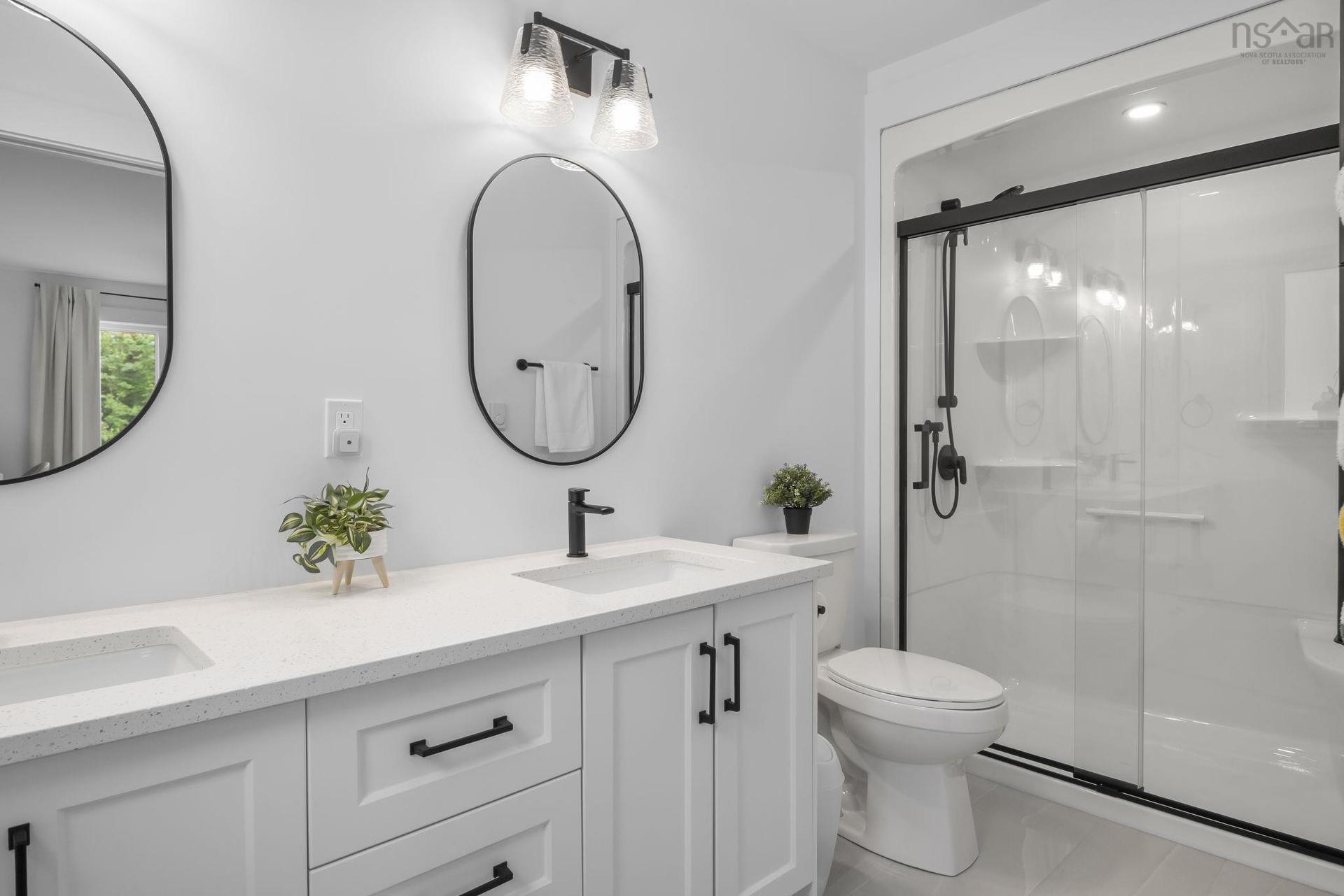 18 Jessome Avenue, Lantz, NS - Indoor Photo Showing Bathroom