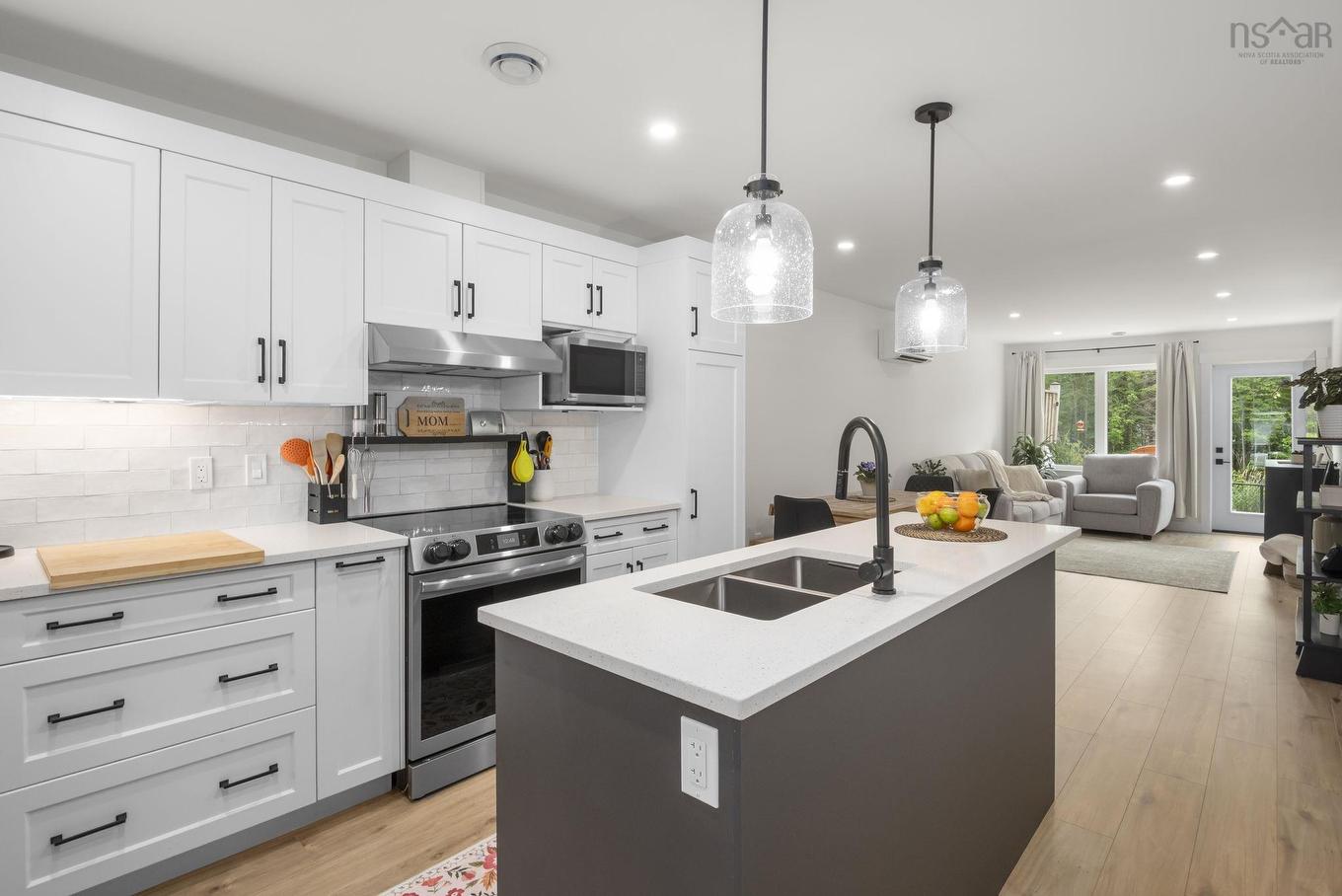 18 Jessome Avenue, Lantz, NS - Indoor Photo Showing Kitchen With Double Sink With Upgraded Kitchen