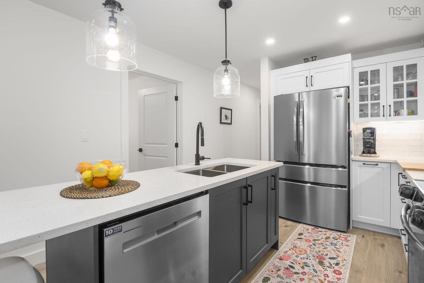 18 Jessome Avenue, Lantz, NS - Indoor Photo Showing Kitchen With Double Sink With Upgraded Kitchen