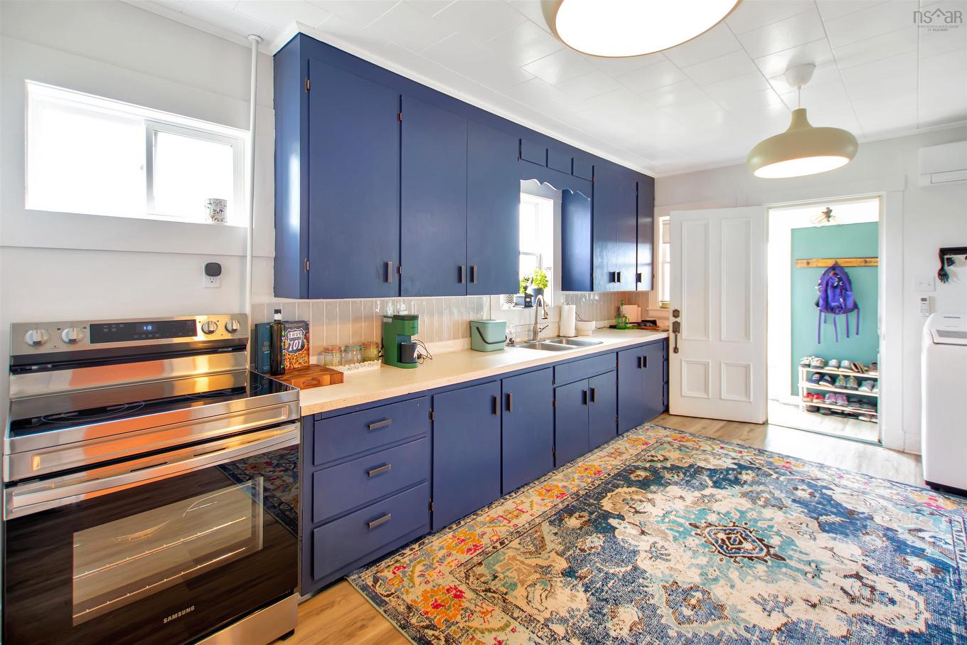21 Sams Road, West Pubnico, NS - Indoor Photo Showing Kitchen With Double Sink