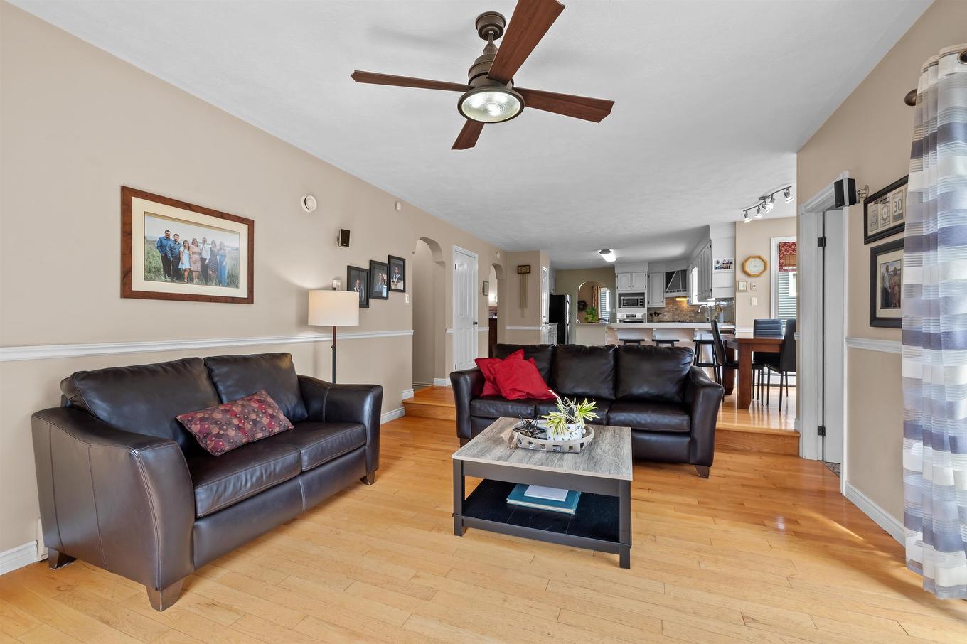 9 Ash Drive, Charlottetown, PE - Indoor Photo Showing Living Room