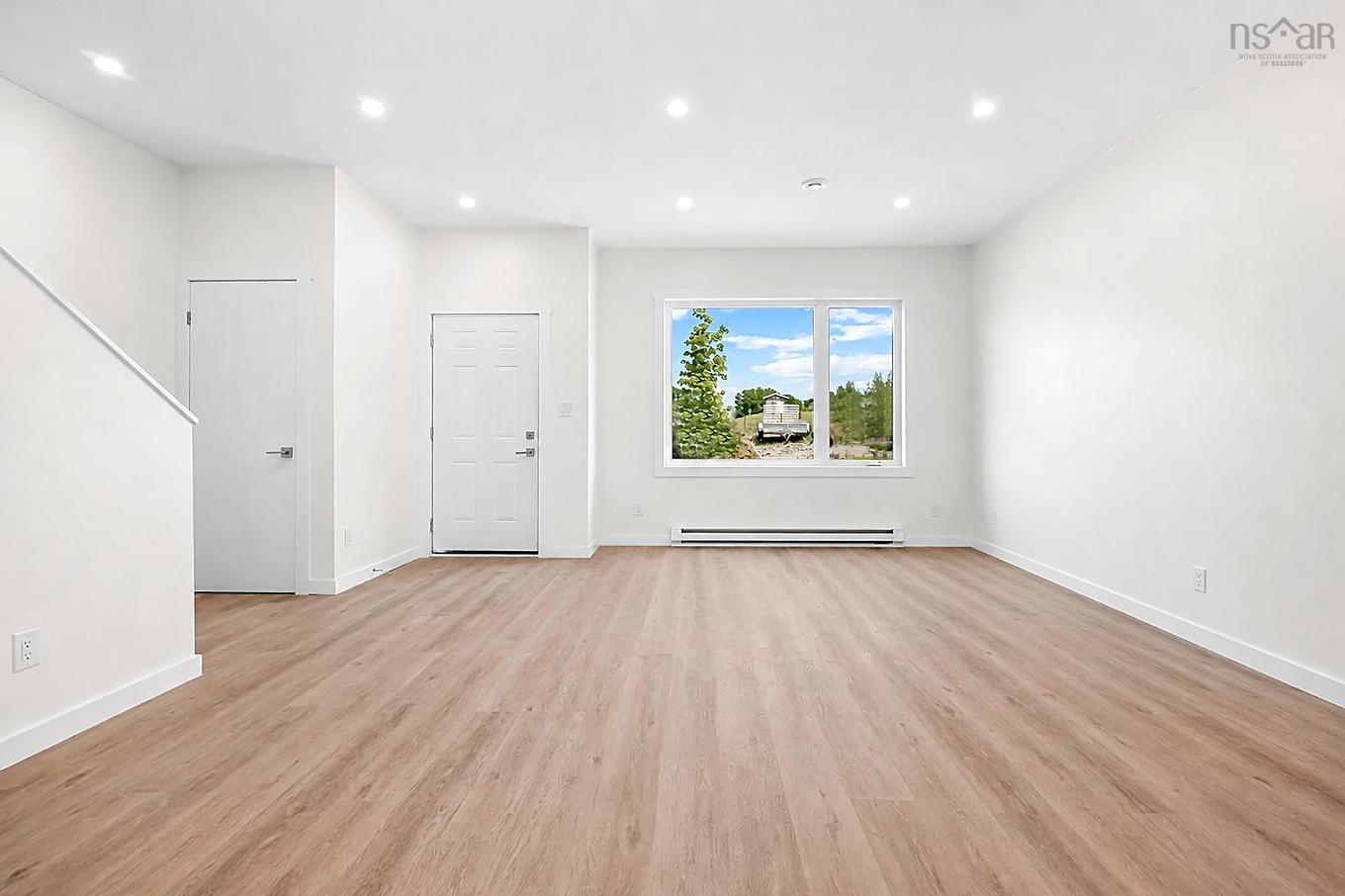 54 Heckman Avenue, Bridgewater, NS - Indoor Photo Showing Other Room